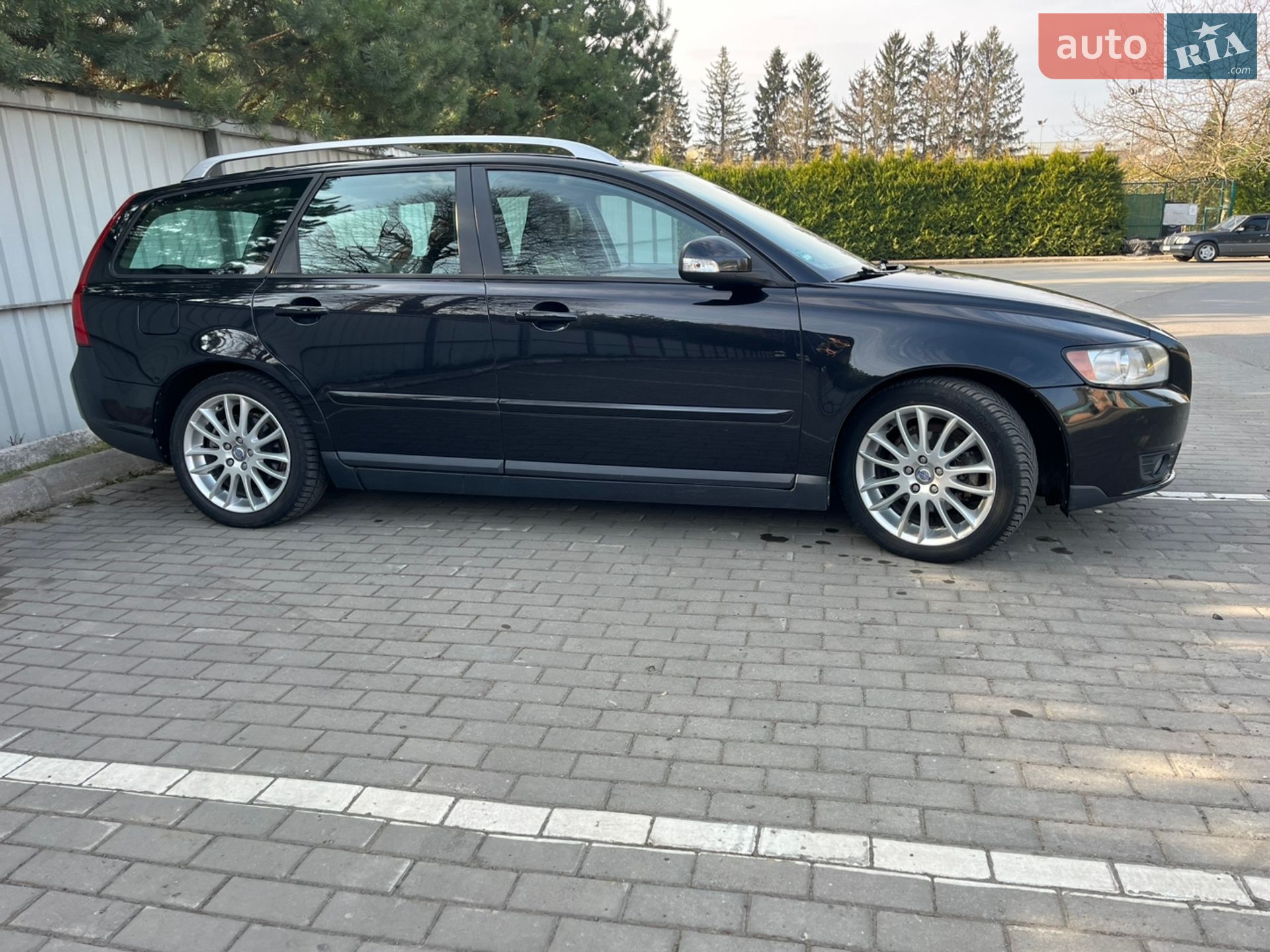 Volvo V50 2009 VIN YV1MW76F2A2534162 фото оголошення 2 з 19