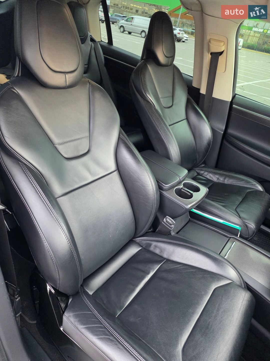 Tesla Model X 2016 VIN 5YJXCBE21GF011984 фото оголошення 22 з 43