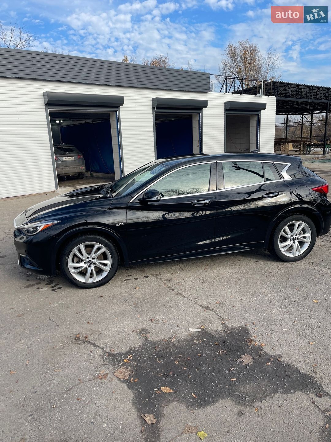 Infiniti QX30 2017 VIN SJKCH5CP2HA034889 фото оголошення 4 з 19