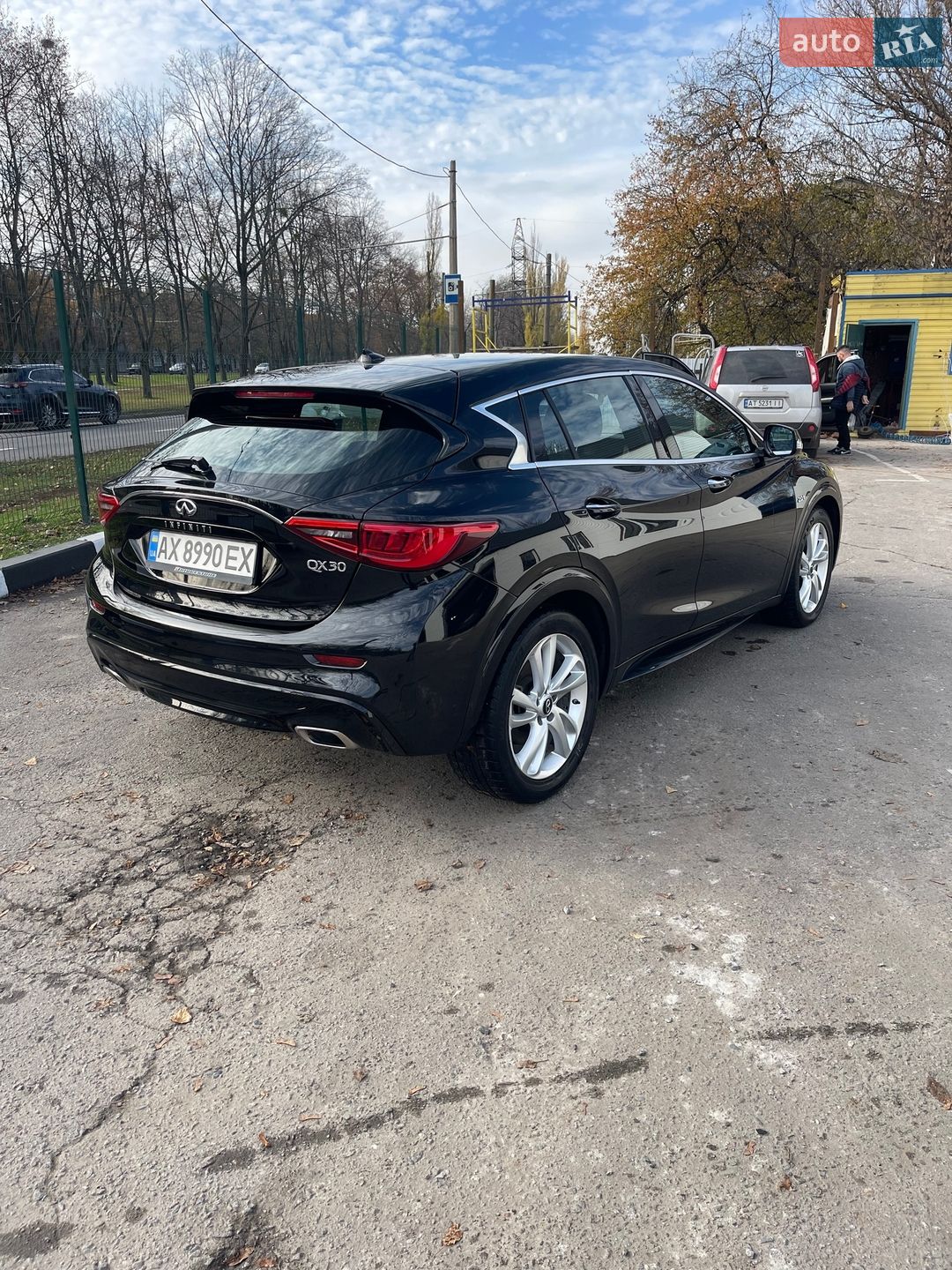 Infiniti QX30 2017 VIN SJKCH5CP2HA034889 фото оголошення 7 з 19