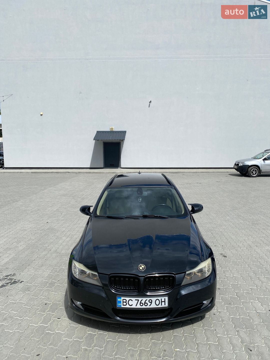 BMW 3 Series 2011 VIN WBAUT310X0F020324 фото оголошення 3 з 17