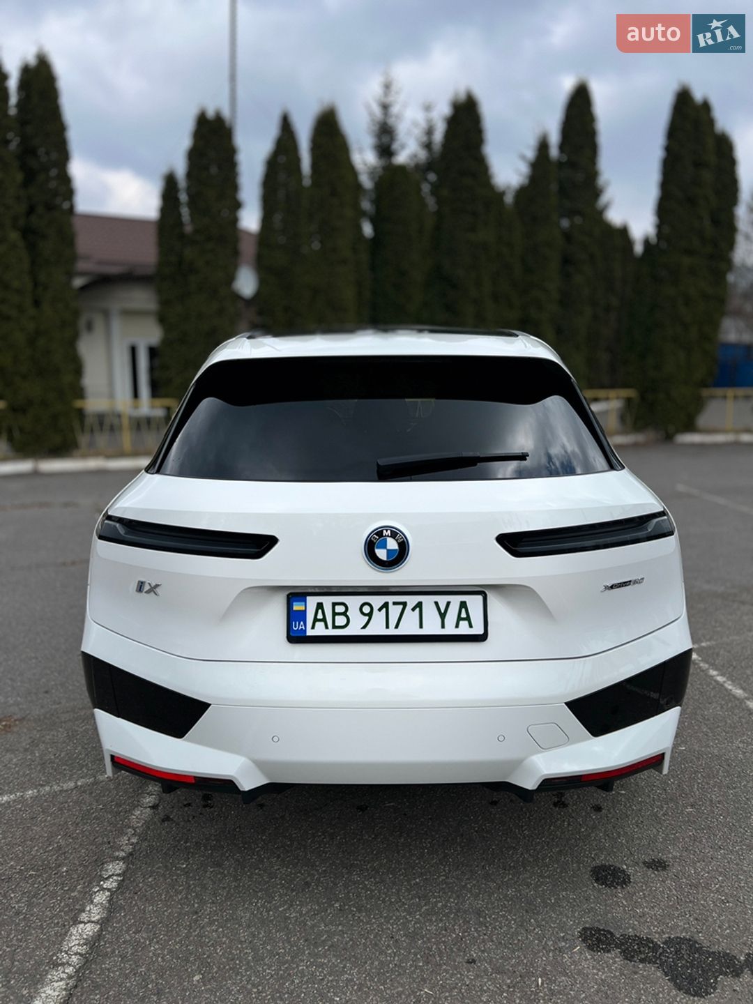 BMW iX 2023 VIN WB523CF00RCP63555 фото оголошення 9 з 39
