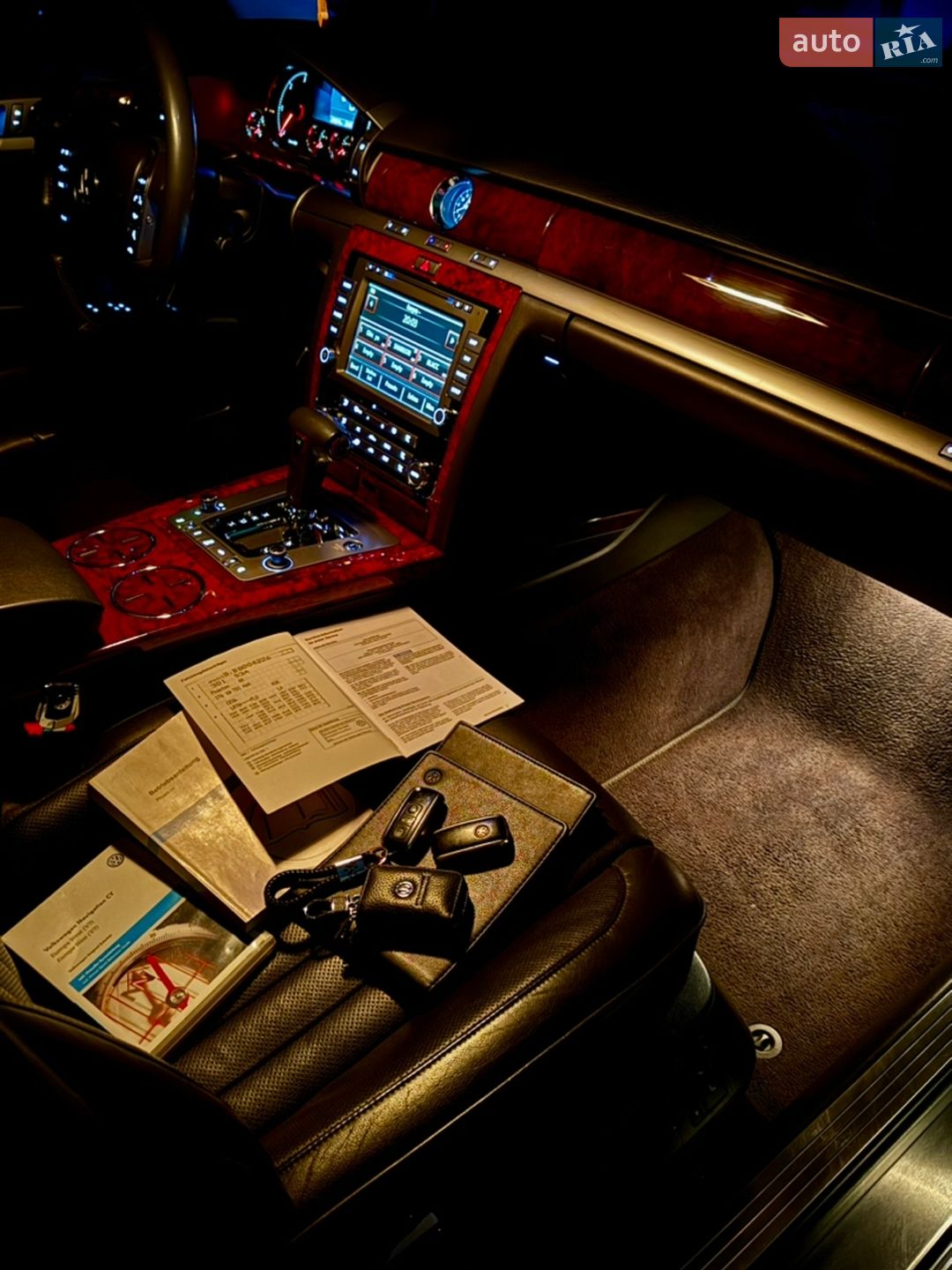 Volkswagen Phaeton 2010 VIN WVWZZZ3DZB8004226 фото оголошення 2 з 24