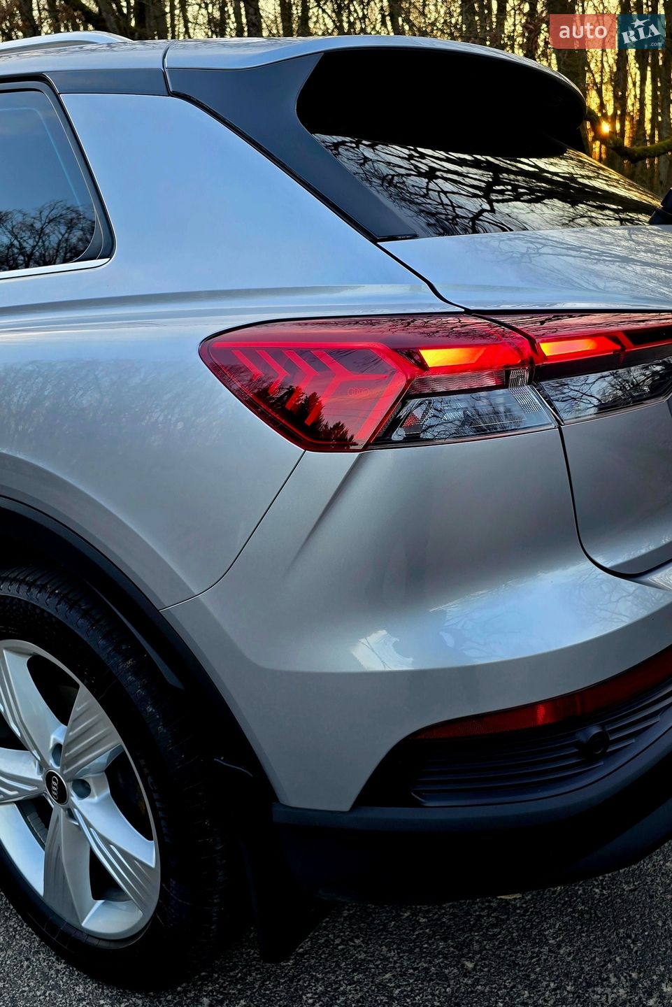 Audi e-tron 2022 VIN WAUZZZFZ7PP007288 фото оголошення 7 з 30