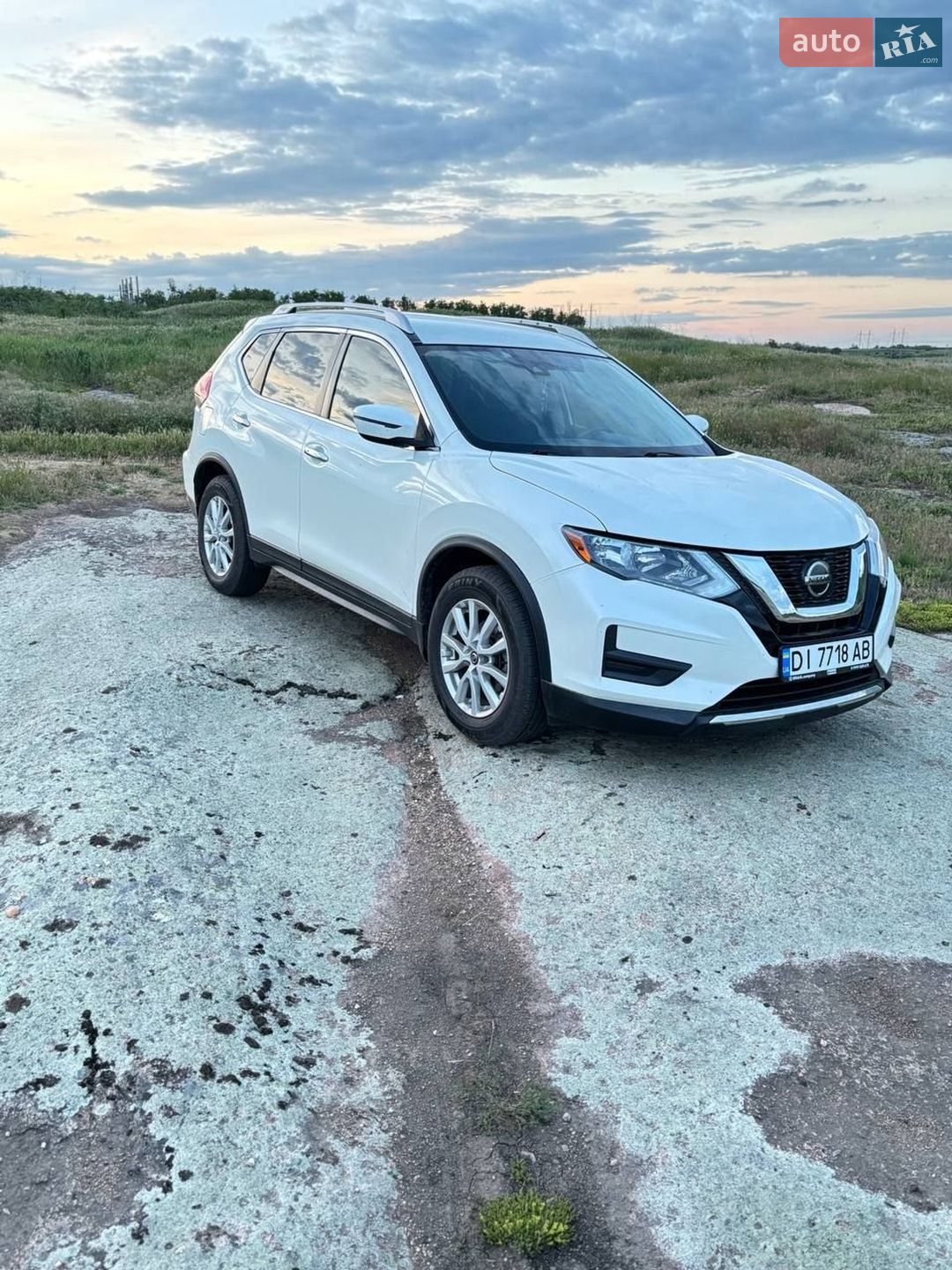 Nissan Rogue 2019 VIN KNMAT2MT2KP544697 фото оголошення 18 з 51