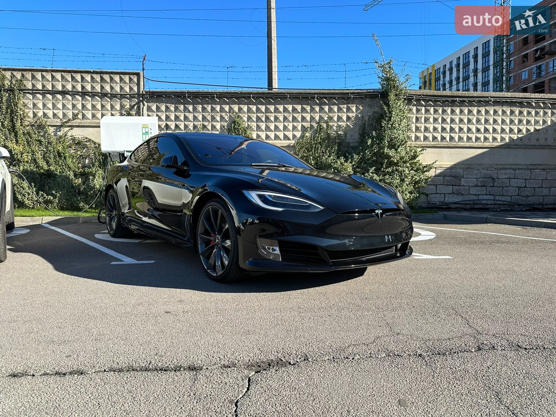 Tesla Model S 2017 VIN 5YJSA1E43HF219247 фото оголошення 25 з 28