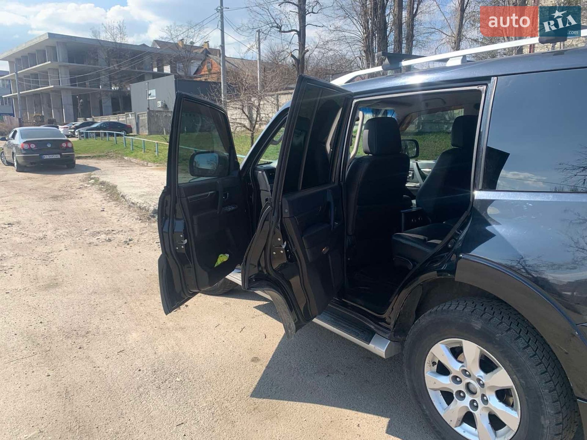 Mitsubishi Pajero 2010 VIN JMBLYV93WAJ000766 фото оголошення 27 з 30