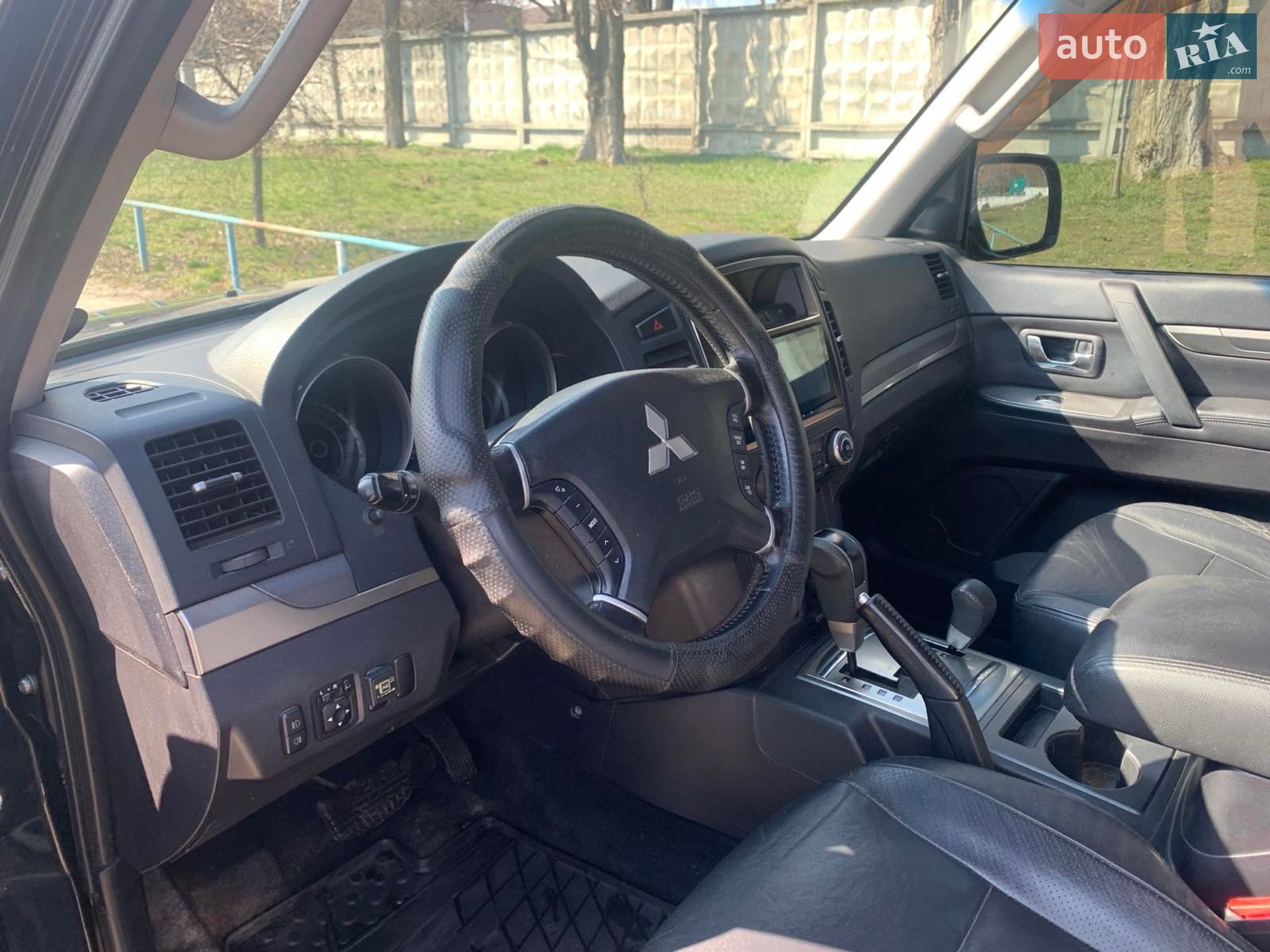 Mitsubishi Pajero 2010 VIN JMBLYV93WAJ000766 фото оголошення 30 з 30