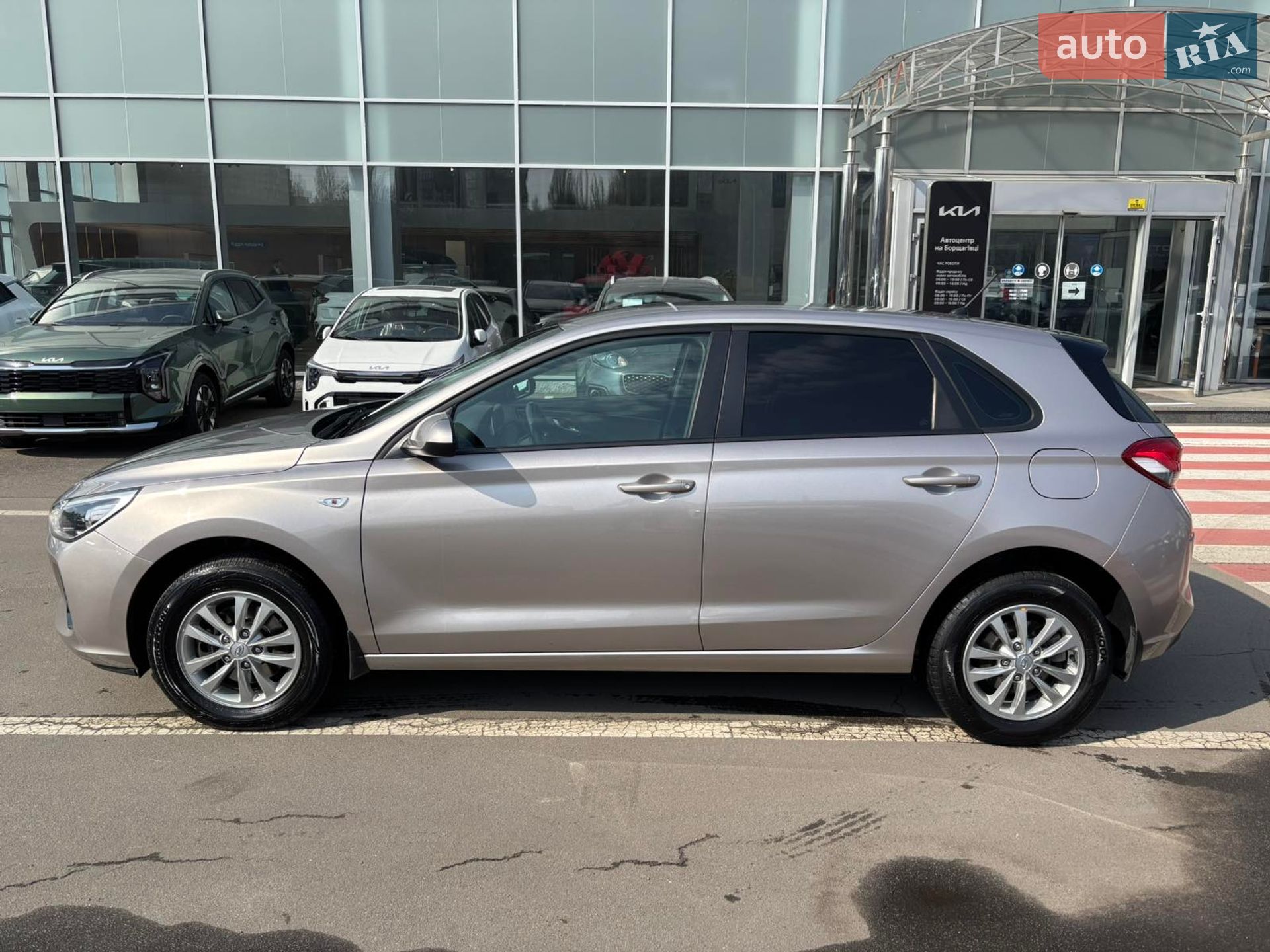 Hyundai i30 2019 VIN TMAH3515BLJ113132 фото оголошення 2 з 21