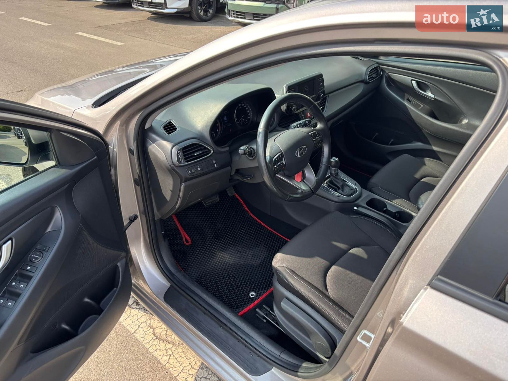 Hyundai i30 2019 VIN TMAH3515BLJ113132 фото оголошення 10 з 21