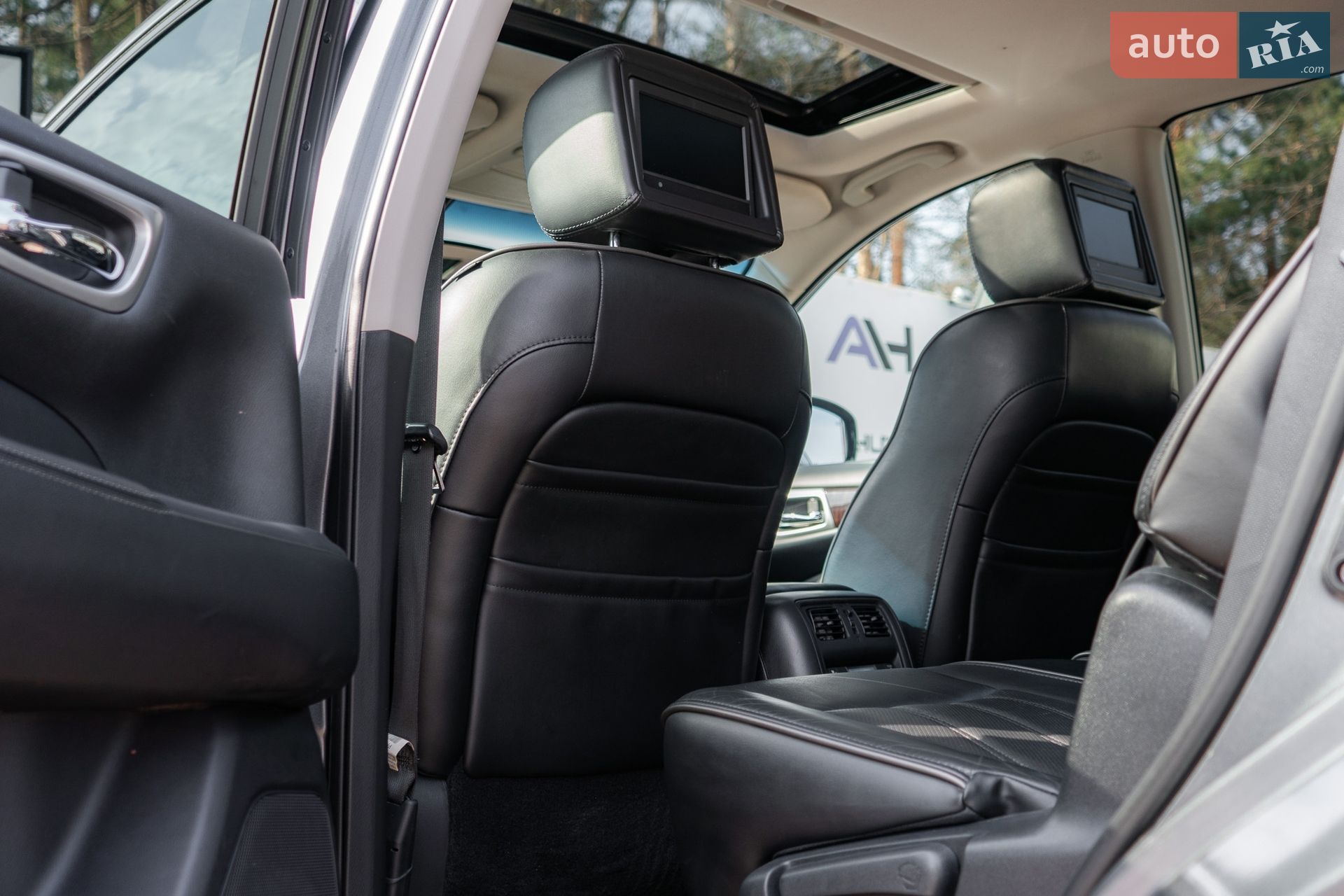 Nissan Pathfinder 2015 VIN 5N1AR2MM9FC718488 фото оголошення 47 з 68
