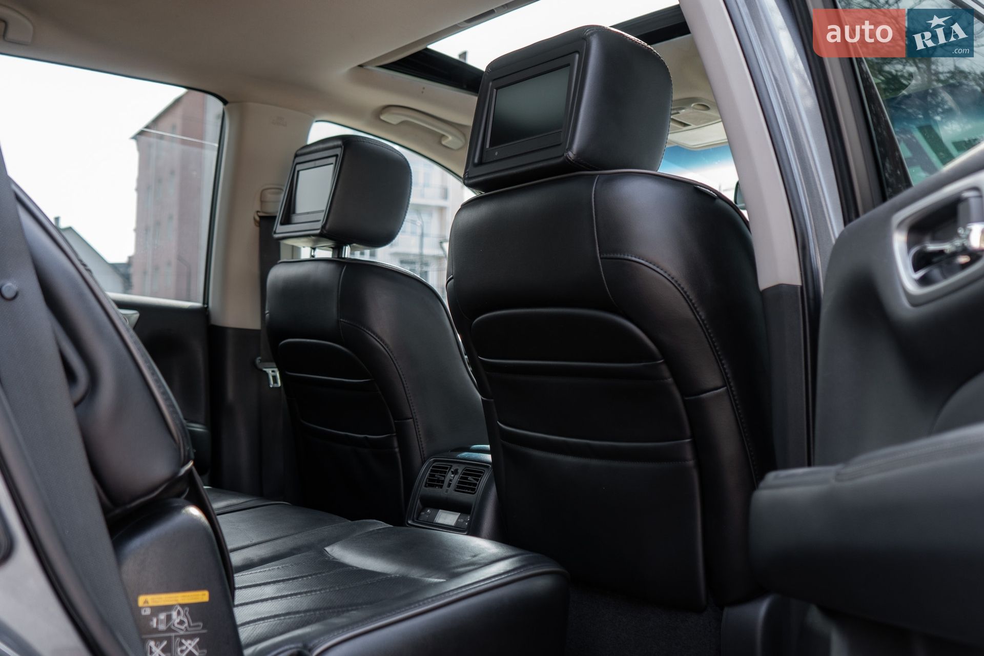 Nissan Pathfinder 2015 VIN 5N1AR2MM9FC718488 фото оголошення 56 з 68
