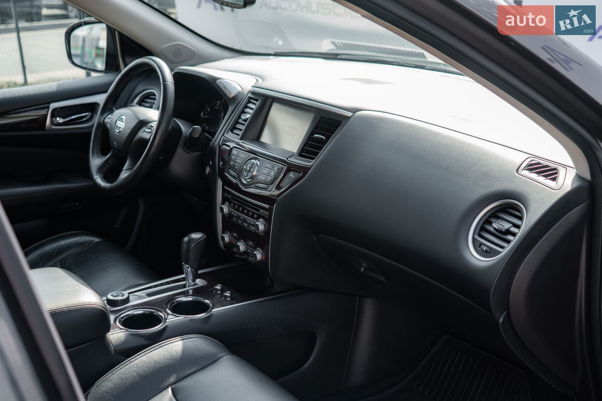 Nissan Pathfinder 2015 VIN 5N1AR2MM9FC718488 фото оголошення 38 з 68