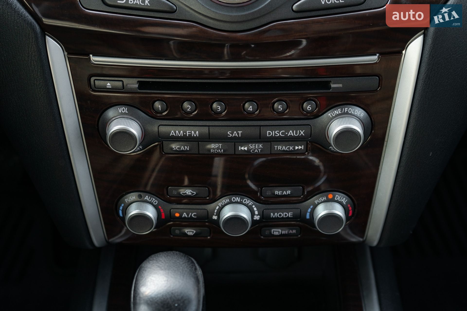 Nissan Pathfinder 2015 VIN 5N1AR2MM9FC718488 фото оголошення 28 з 68