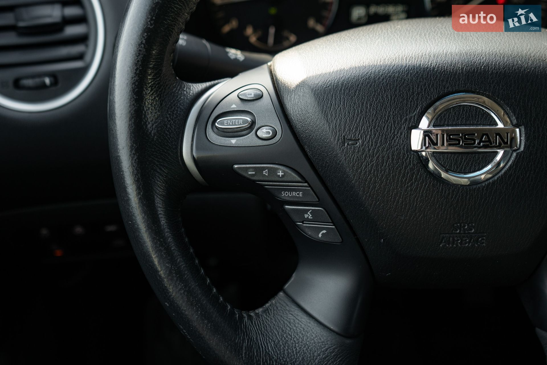 Nissan Pathfinder 2015 VIN 5N1AR2MM9FC718488 фото оголошення 36 з 68