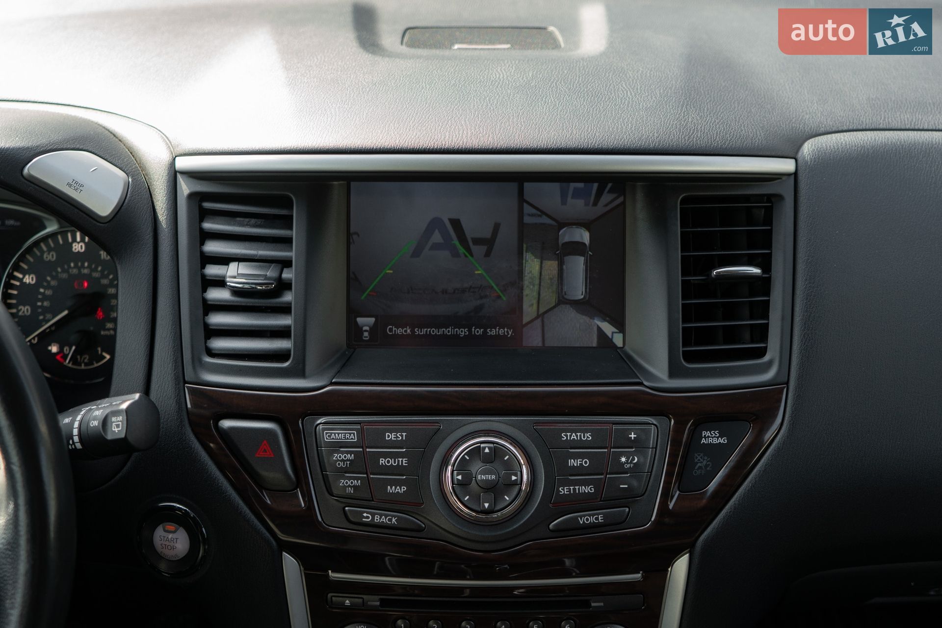 Nissan Pathfinder 2015 VIN 5N1AR2MM9FC718488 фото оголошення 30 з 68