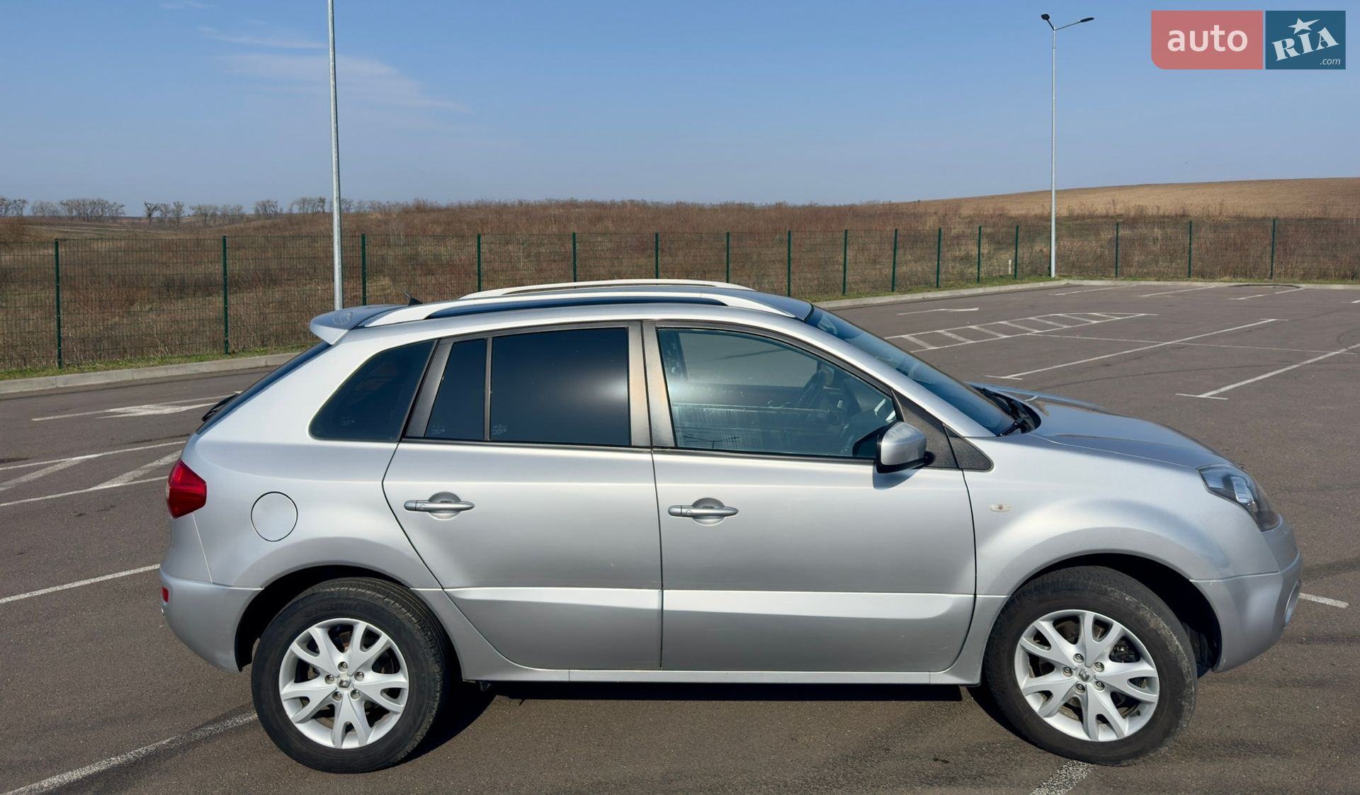 Renault Koleos 2010 VIN VF1VY0A0MUC310128 фото оголошення 3 з 18