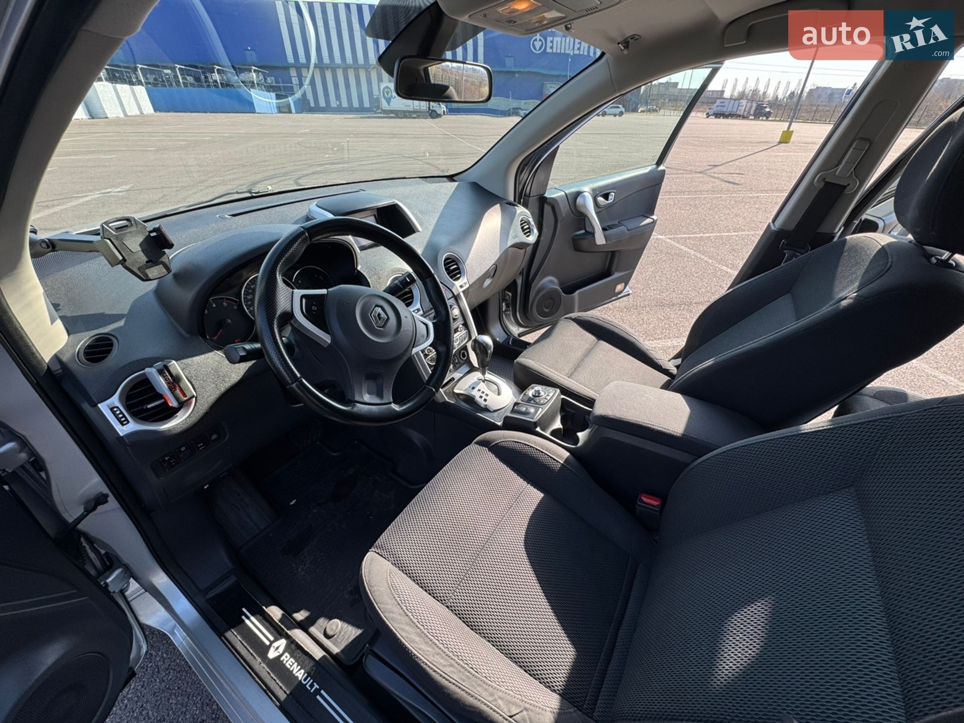 Renault Koleos 2010 VIN VF1VY0A0MUC310128 фото оголошення 10 з 18