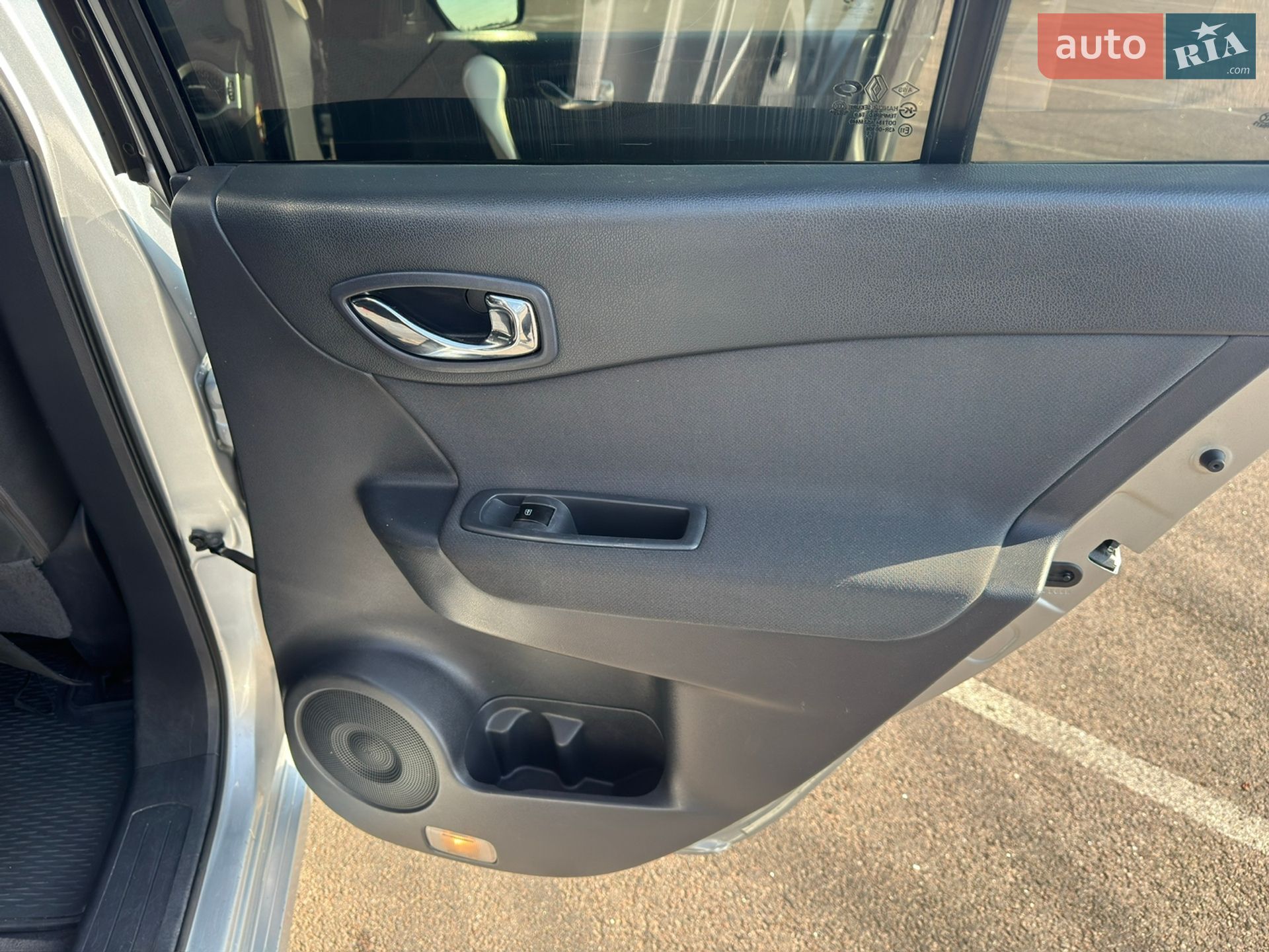 Renault Koleos 2010 VIN VF1VY0A0MUC310128 фото оголошення 14 з 18