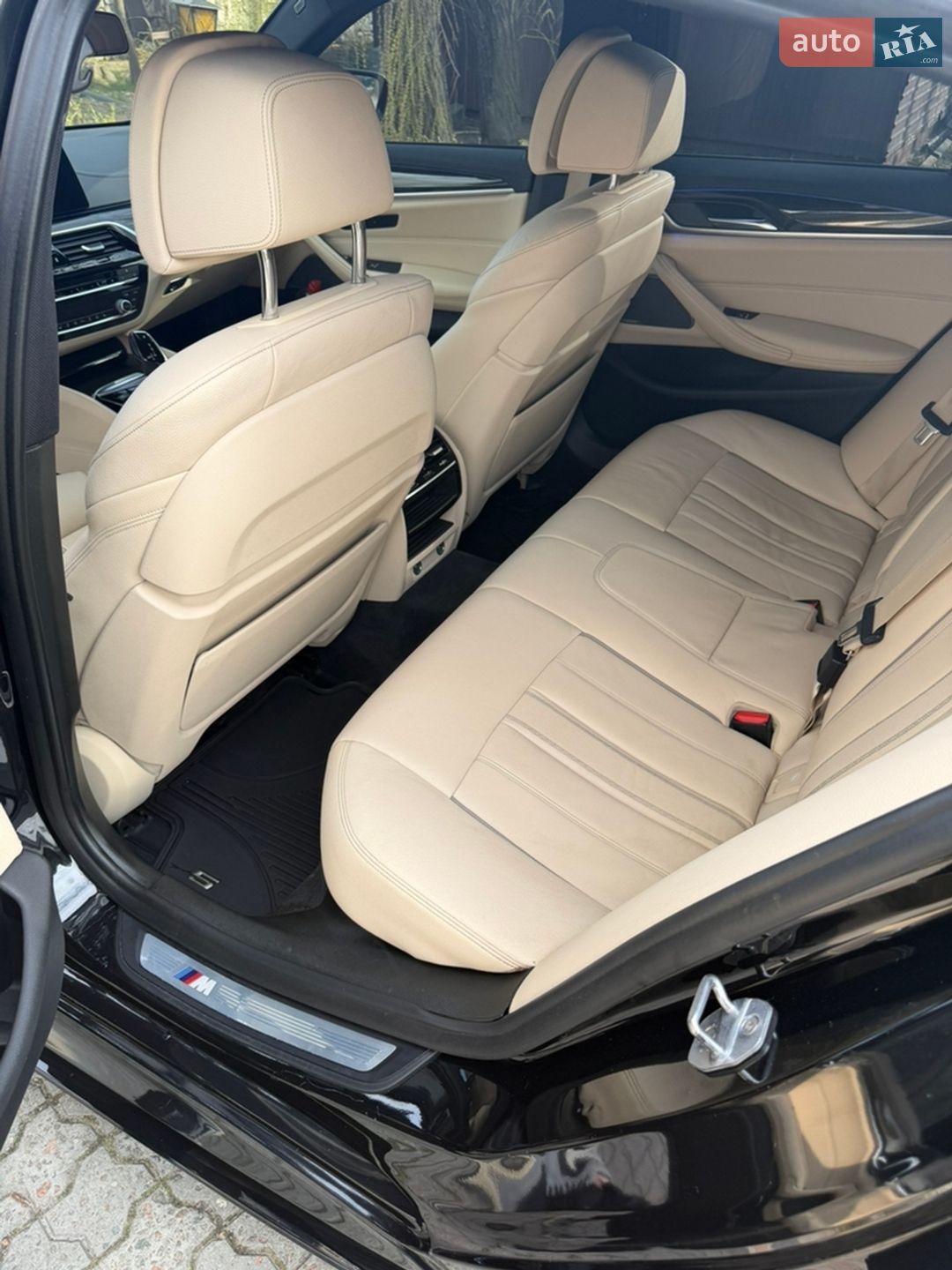 BMW 5 Series 2017 VIN WBAJE7C50JWC56336 фото оголошення 29 з 31