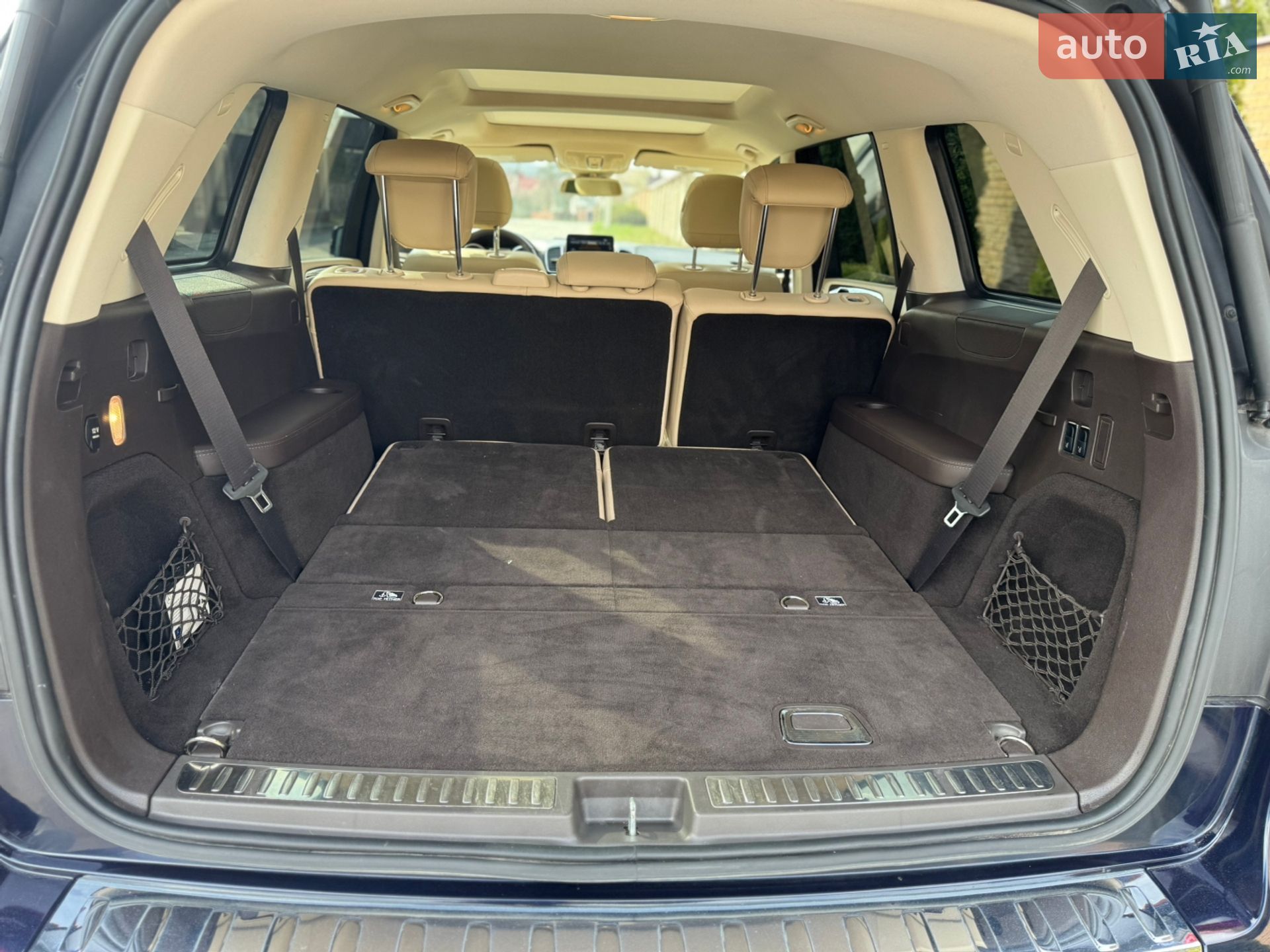 Mercedes-Benz GLS-Class 2017 VIN 4JGDF6EE6JB067274 фото оголошення 14 з 23