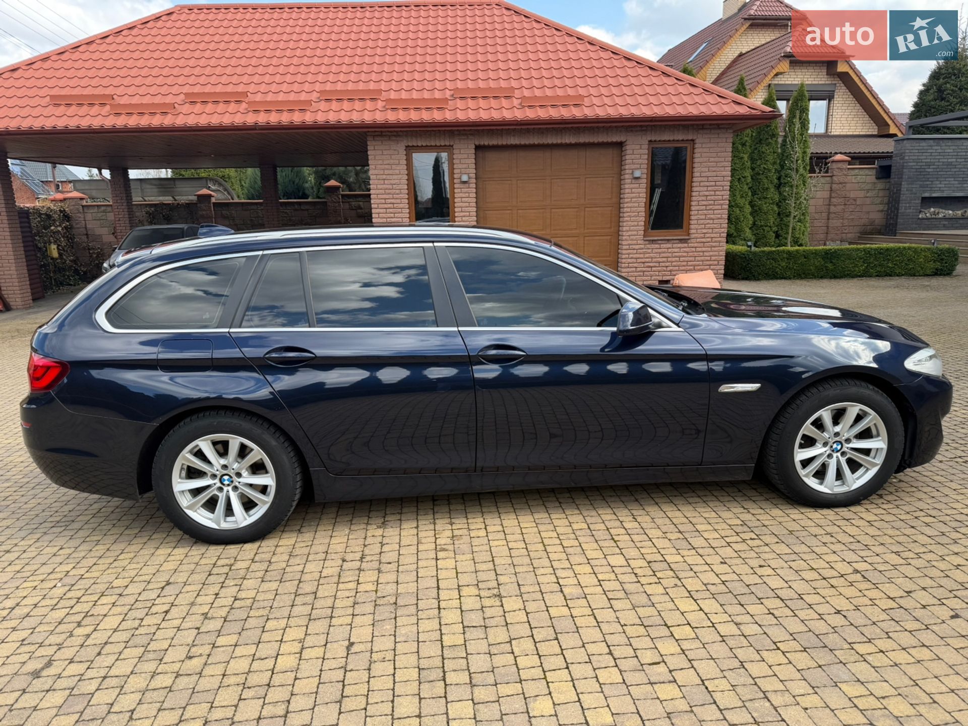 BMW 5 Series 2012 VIN WBAMX11030DY07376 фото оголошення 4 з 32