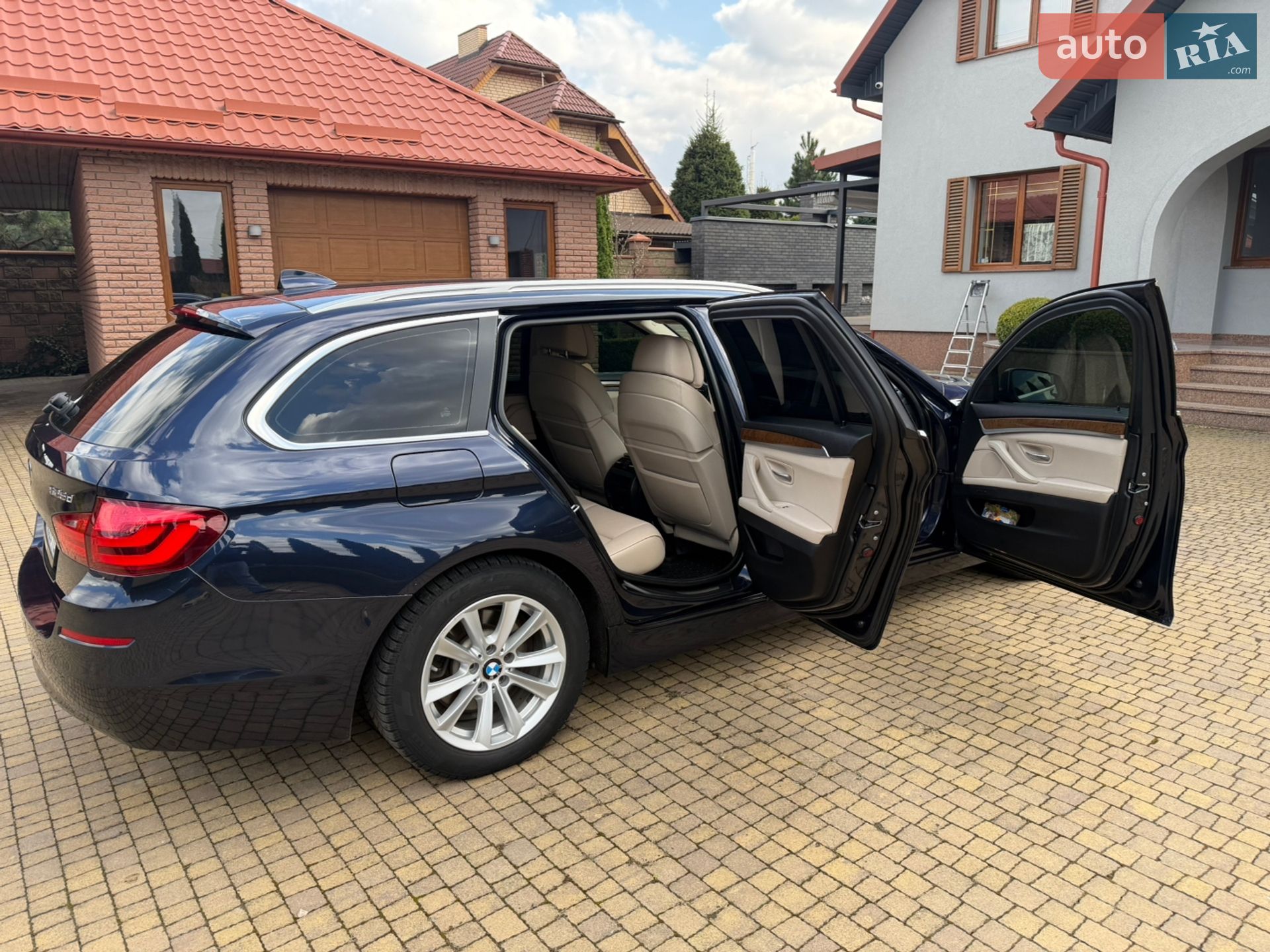 BMW 5 Series 2012 VIN WBAMX11030DY07376 фото оголошення 6 з 32