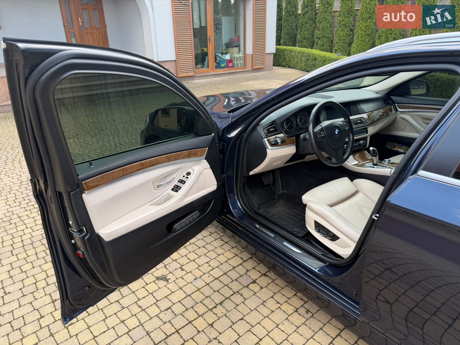 BMW 5 Series 2012 VIN WBAMX11030DY07376 фото оголошення 14 з 32