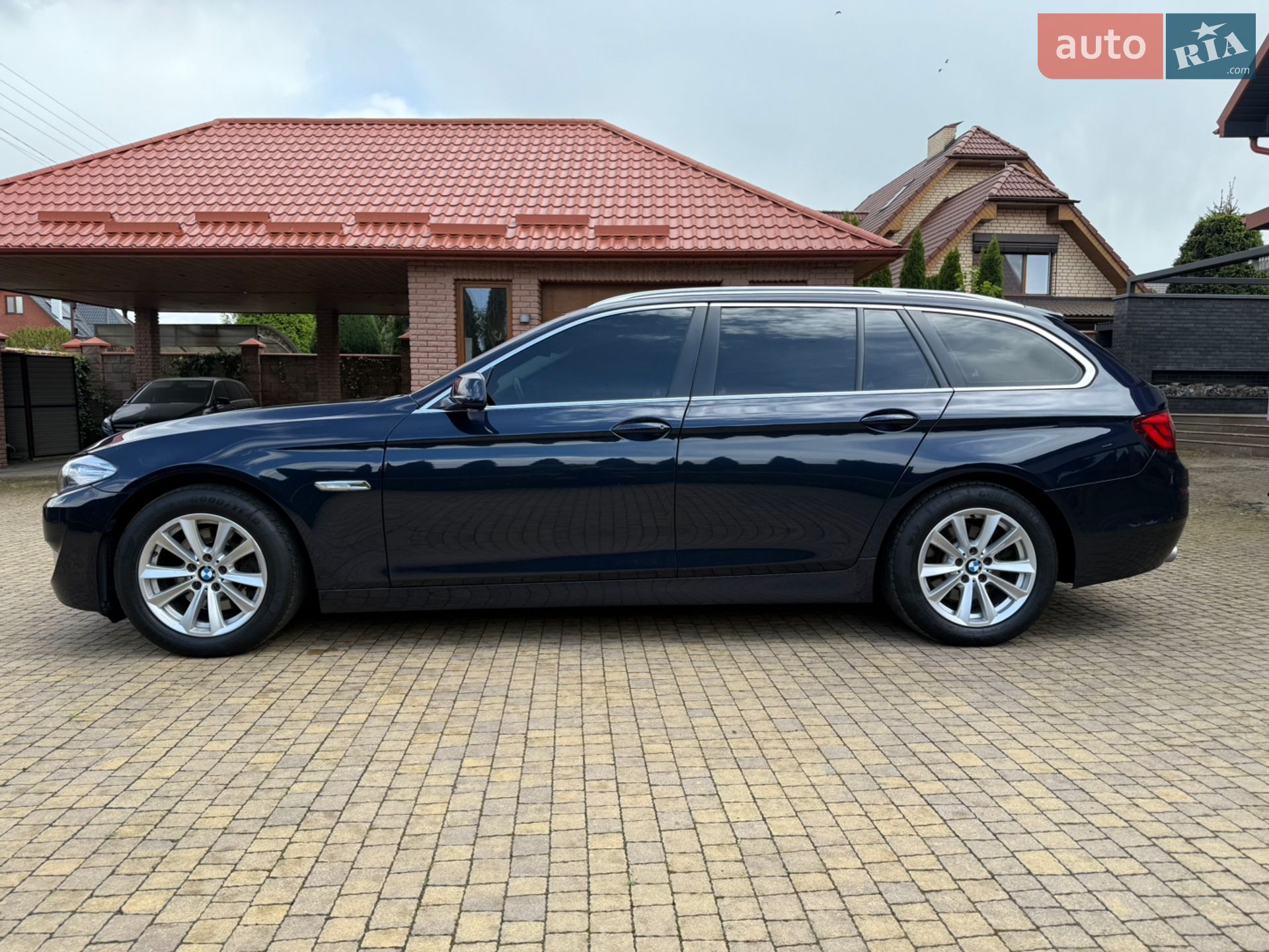 BMW 5 Series 2012 VIN WBAMX11030DY07376 фото оголошення 31 з 32