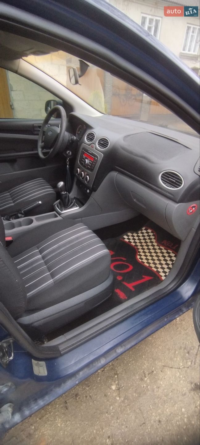 Ford Focus 2010 VIN WF0PXXGCDPAA86432 фото оголошення 10 з 18