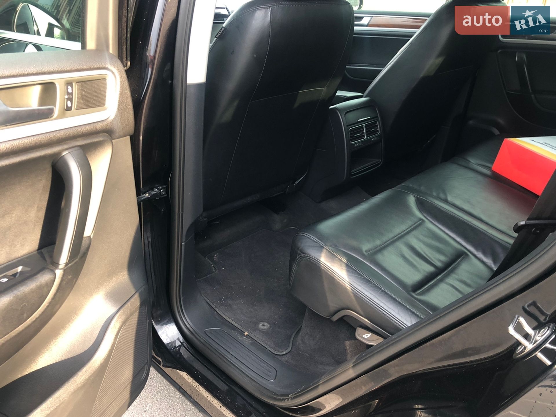 Volkswagen Touareg 2011 VIN WVGZZZ7PZCD013903 фото оголошення 17 з 22