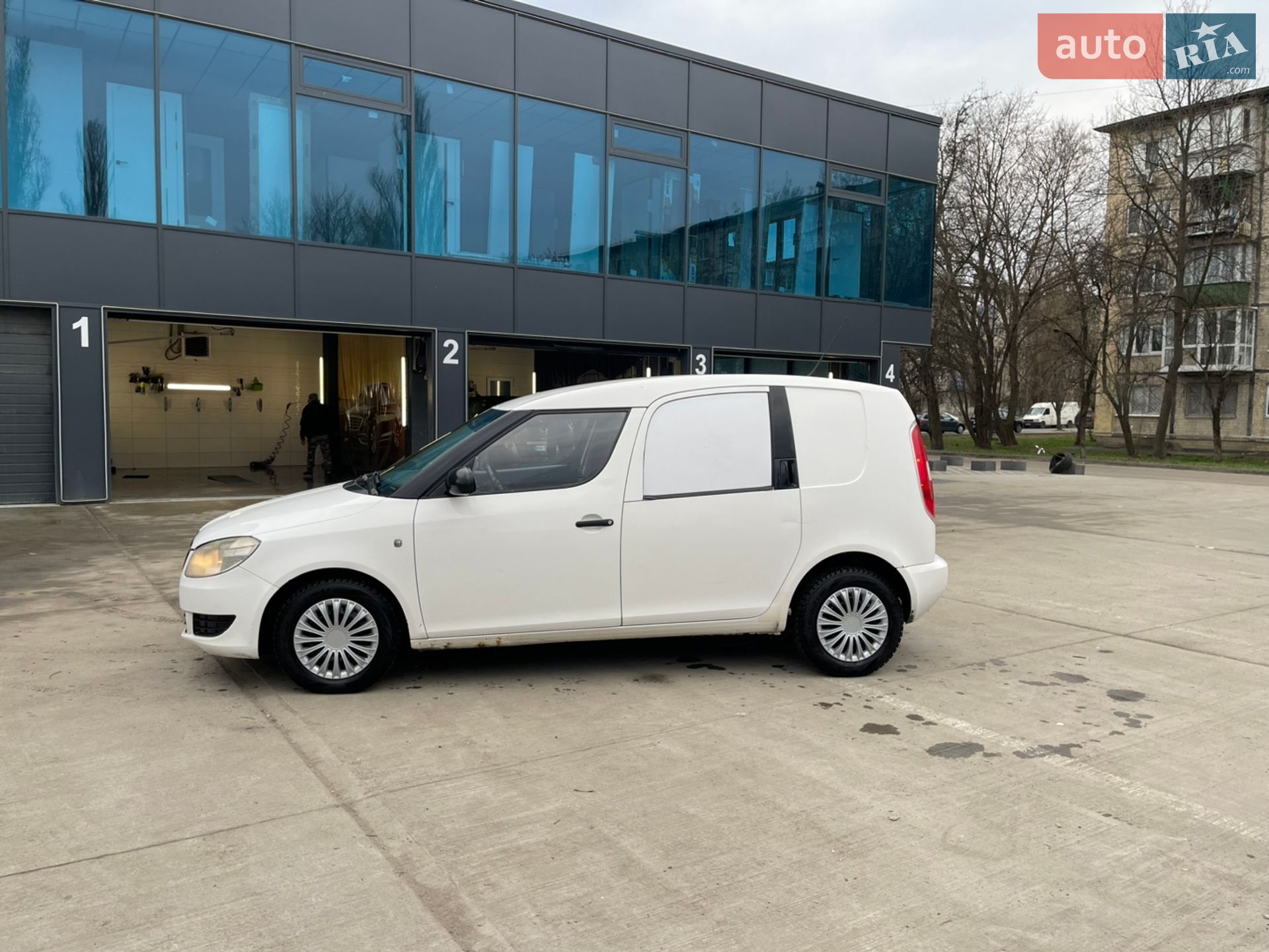 Skoda Praktik 2011 VIN TMB1HB5J5BB600062 фото оголошення 5 з 10