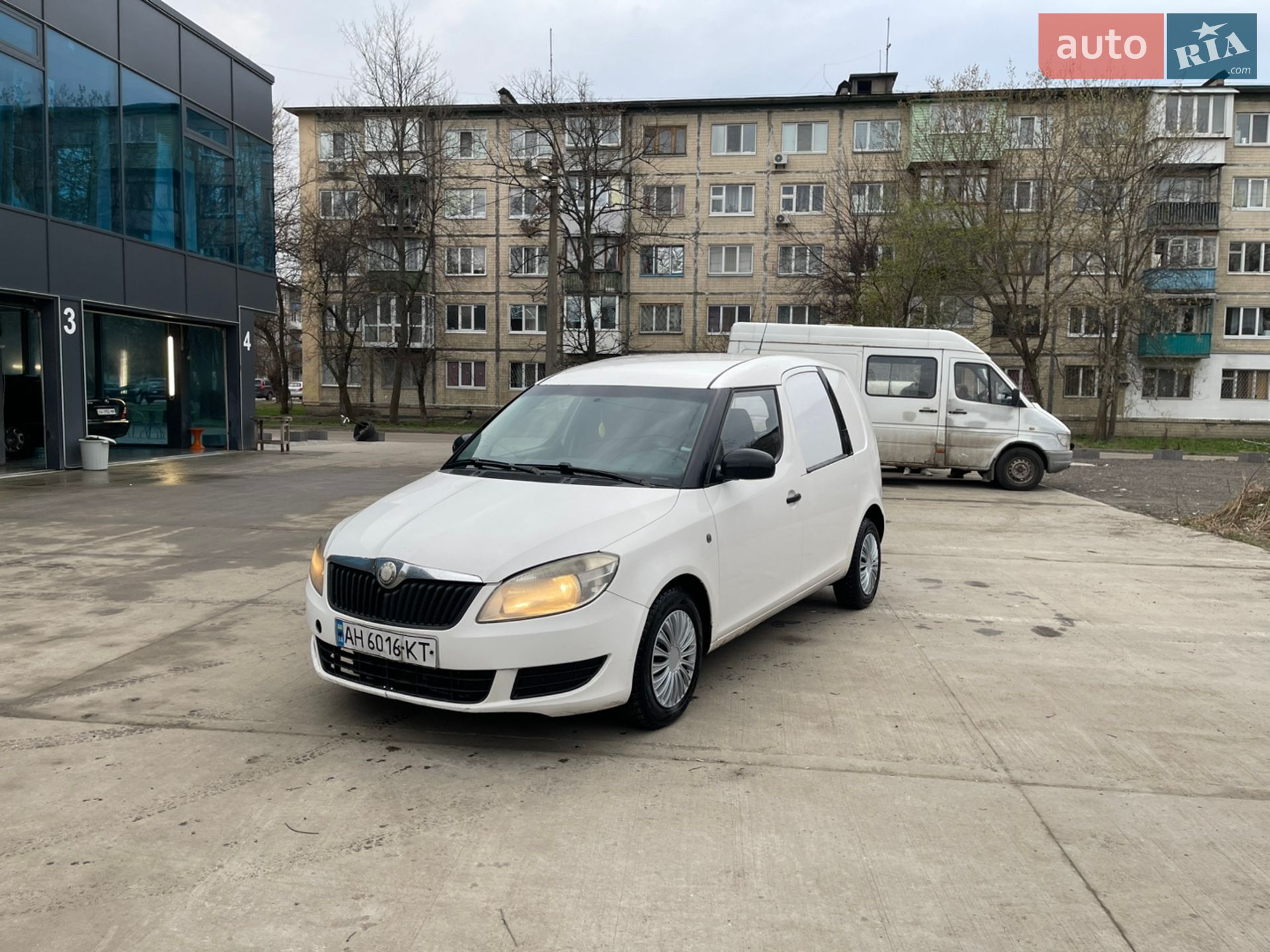Skoda Praktik 2011 VIN TMB1HB5J5BB600062 фото оголошення 6 з 10