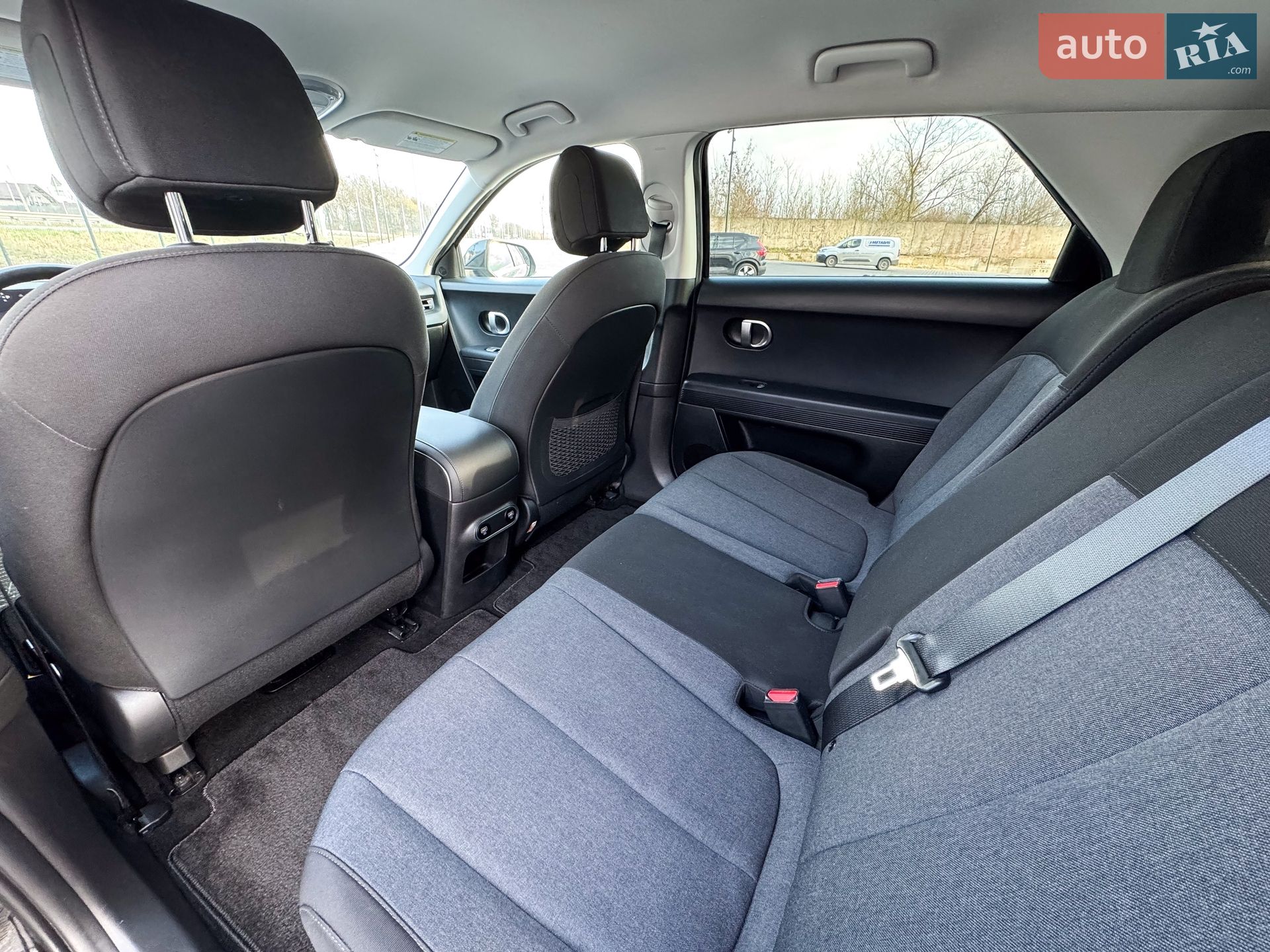 Hyundai Ioniq 5 2023 VIN KM8KN4DE6RU235429 фото оголошення 18 з 37