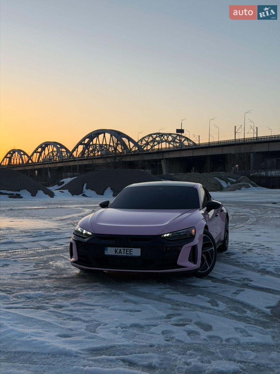 Audi RS e-tron GT 2022 VIN WAUBHBFW3P7900933 фото оголошення 28 з 28