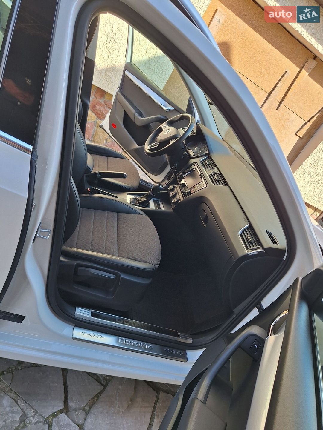 Skoda Octavia 2016 VIN TMBJJ9NE7G0269097 фото оголошення 13 з 49