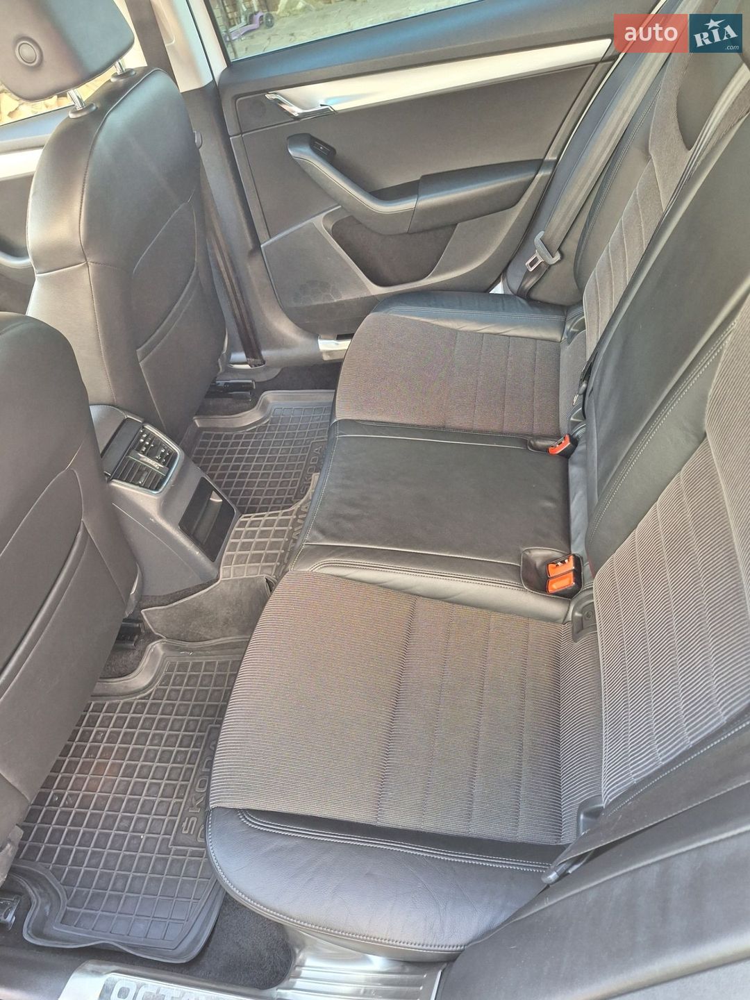 Skoda Octavia 2016 VIN TMBJJ9NE7G0269097 фото оголошення 15 з 49