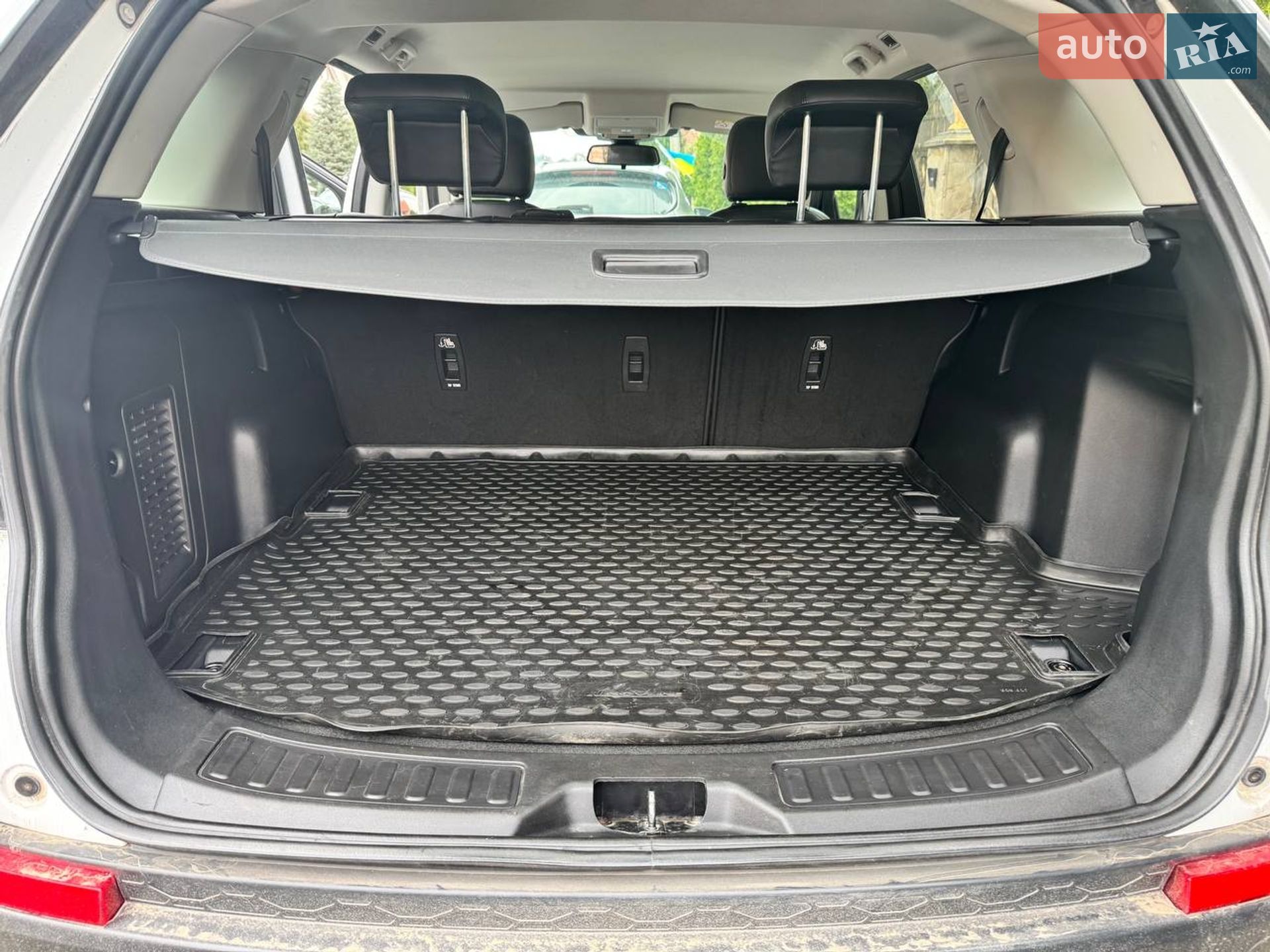 Land Rover Discovery Sport 2016 VIN SALCA2BC1GH586290 фото оголошення 9 з 21