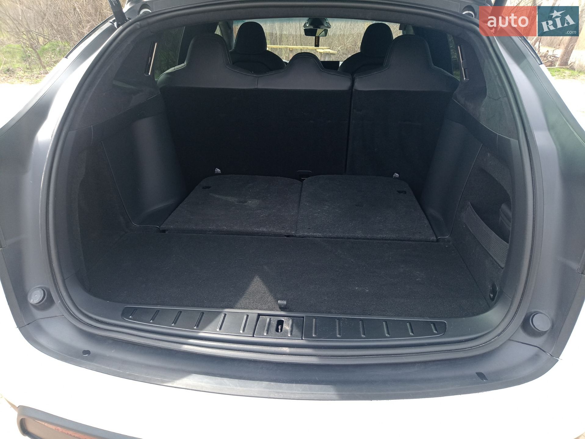 Tesla Model X 2022 VIN 7SAXCAE50NF344939 фото оголошення 3 з 11