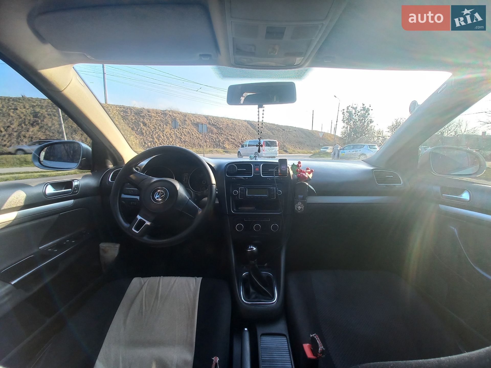 Volkswagen Golf 2010 VIN WVWZZZ1KZBM623306 фото оголошення 2 з 19
