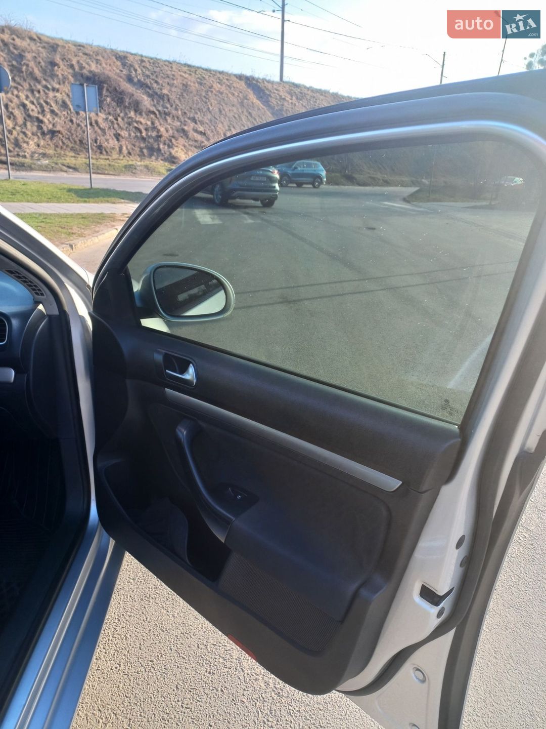 Volkswagen Golf 2010 VIN WVWZZZ1KZBM623306 фото оголошення 8 з 19
