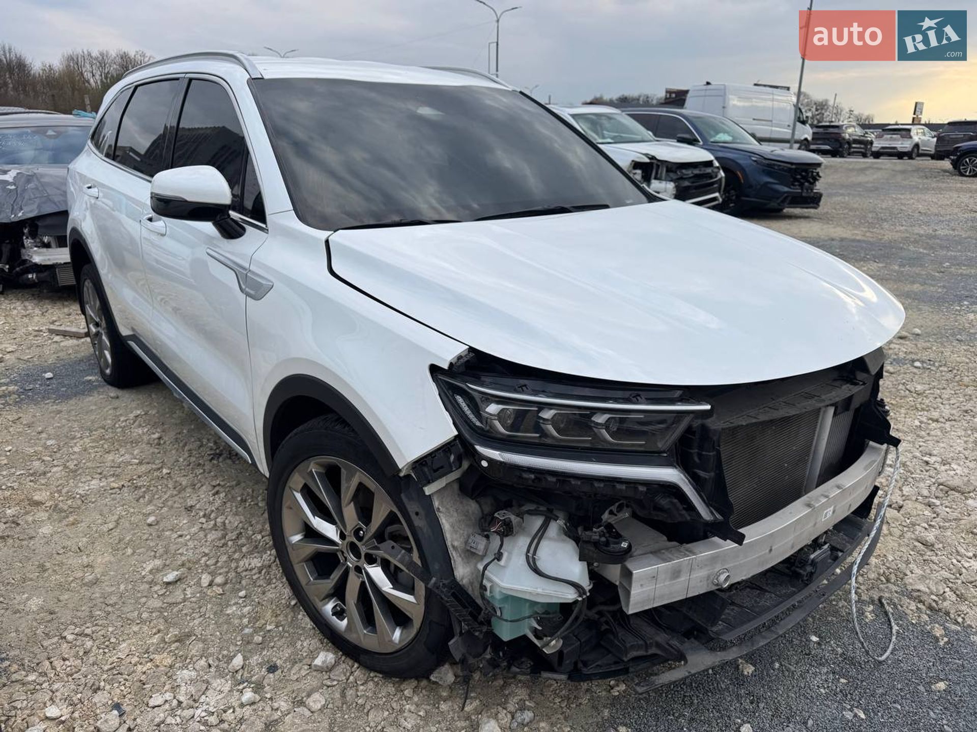Kia Sorento 2020 VIN KNARL81BGMA019764 фото оголошення 12 з 23