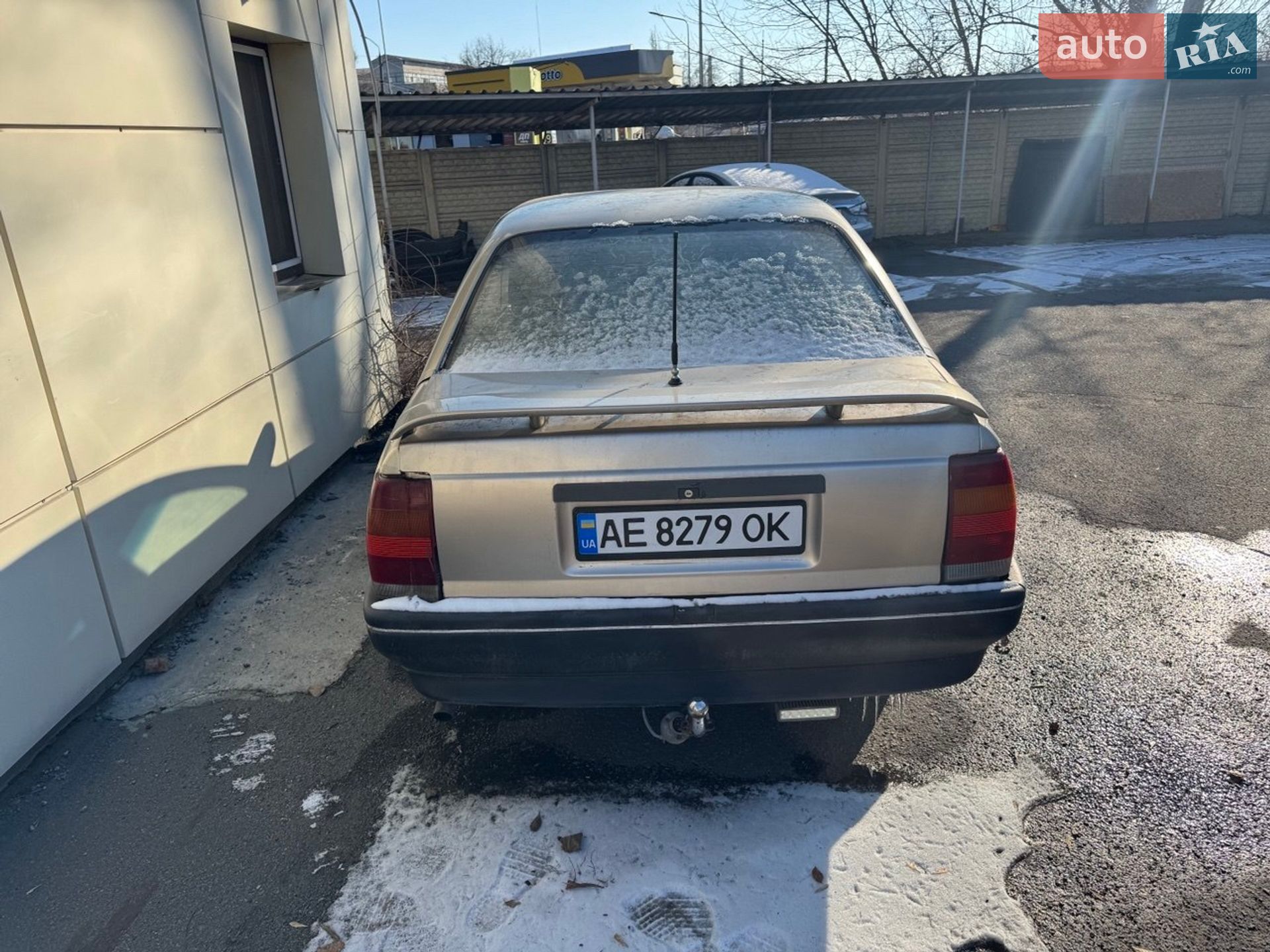 Opel Omega 1987 VIN W0L000017H1159353 фото оголошення 7 з 14