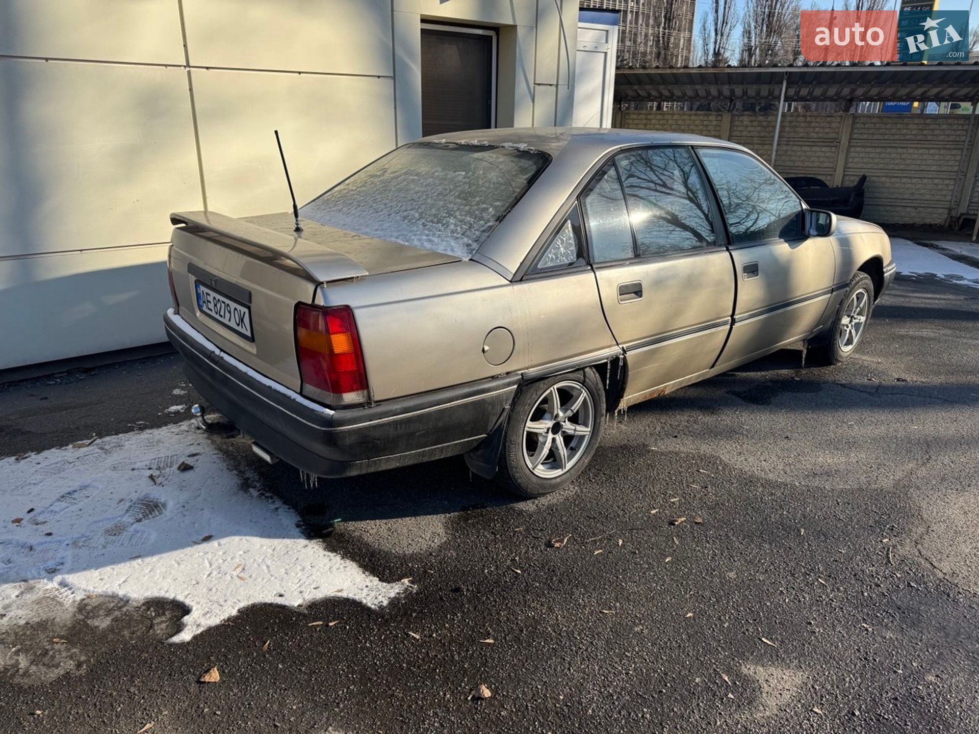 Opel Omega 1987 VIN W0L000017H1159353 фото оголошення 5 з 14