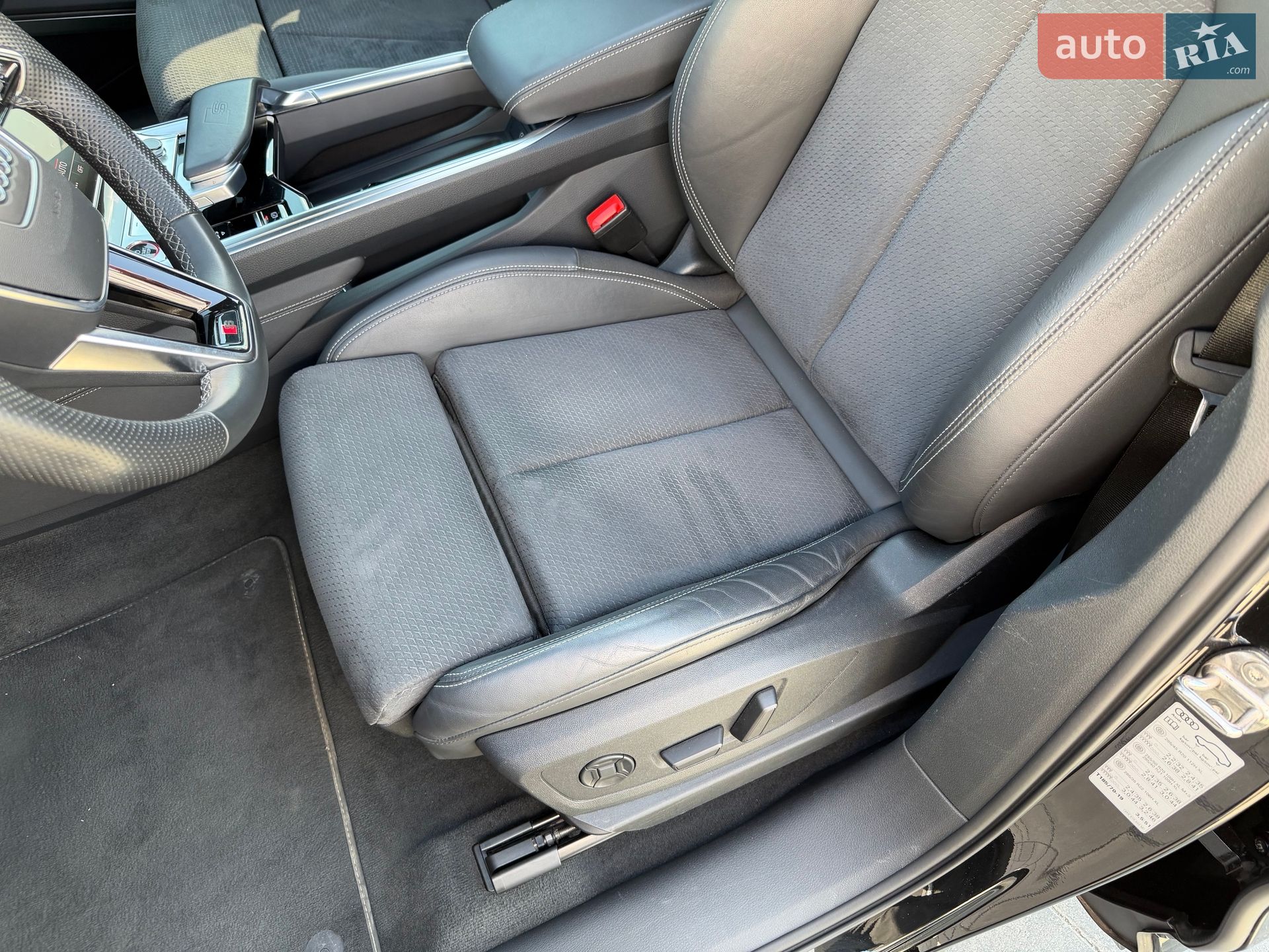 Audi e-tron S Sportback 2021 VIN WAUZZZGE7NB016885 фото оголошення 26 з 57