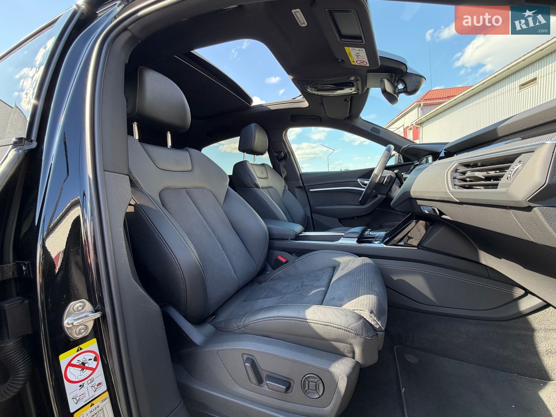Audi e-tron S Sportback 2021 VIN WAUZZZGE7NB016885 фото оголошення 43 з 57