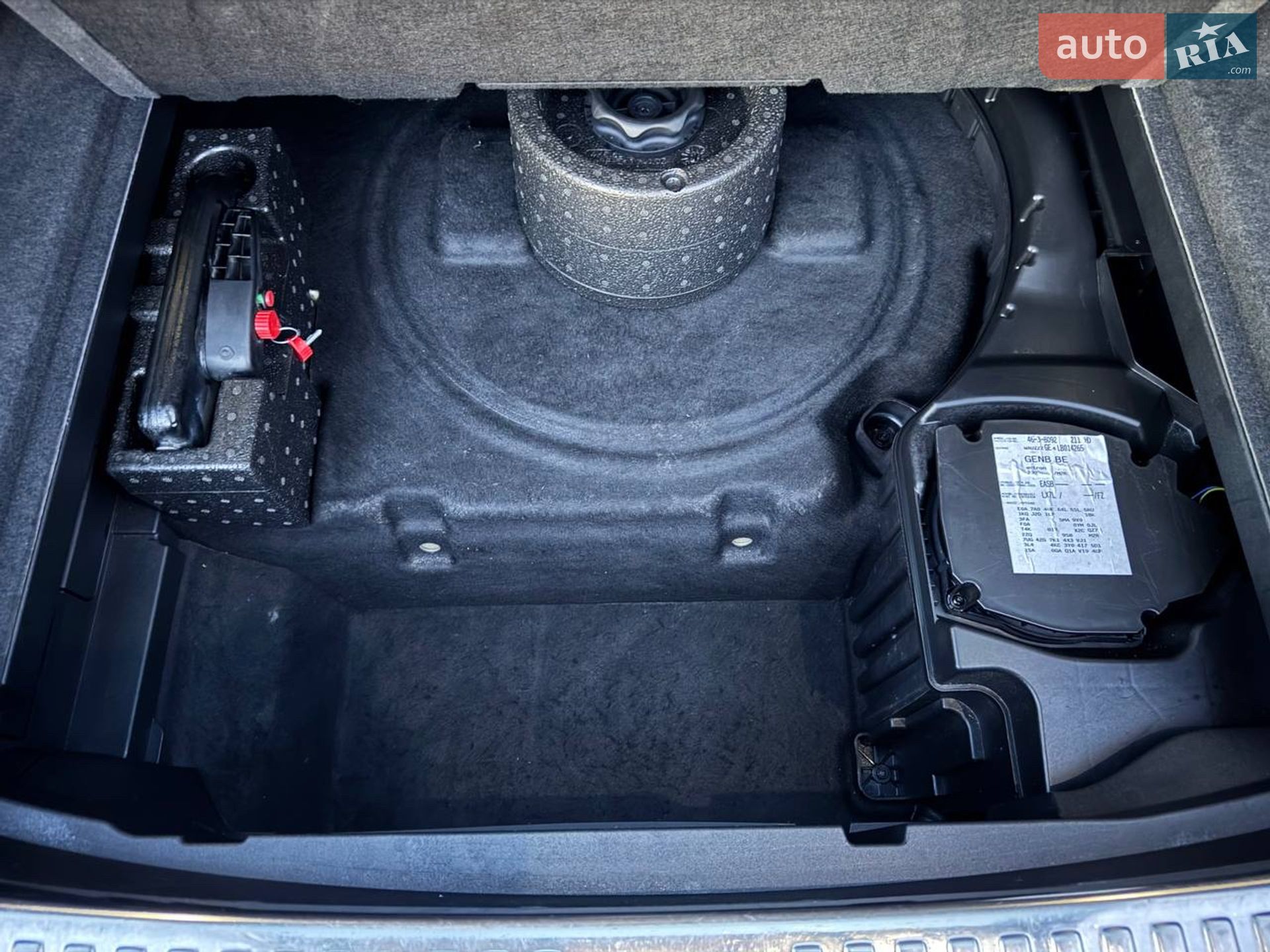 Audi e-tron 2020 VIN WAUZZZGE4LB014265 фото оголошення 22 з 31
