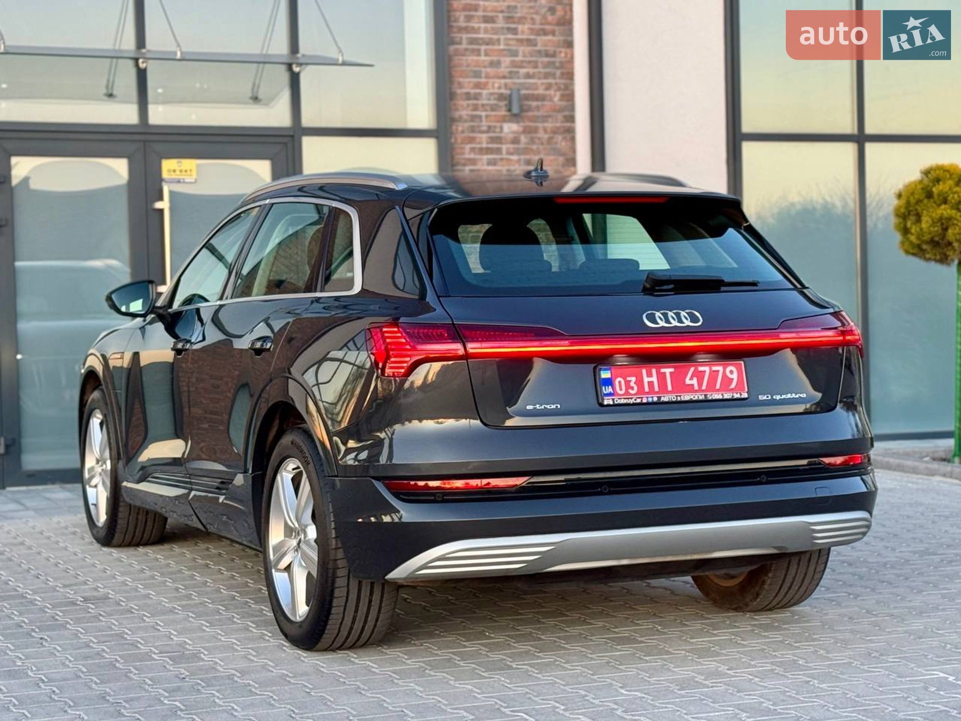 Audi e-tron 2020 VIN WAUZZZGE4LB014265 фото оголошення 29 з 31