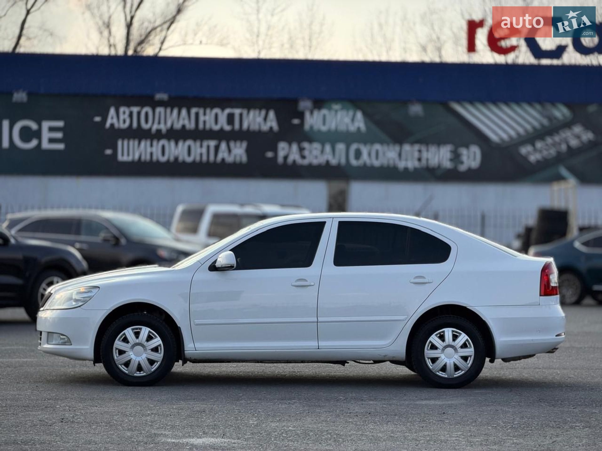Skoda Octavia 2011 VIN TMBBA41Z2BB154937 фото оголошення 3 з 60