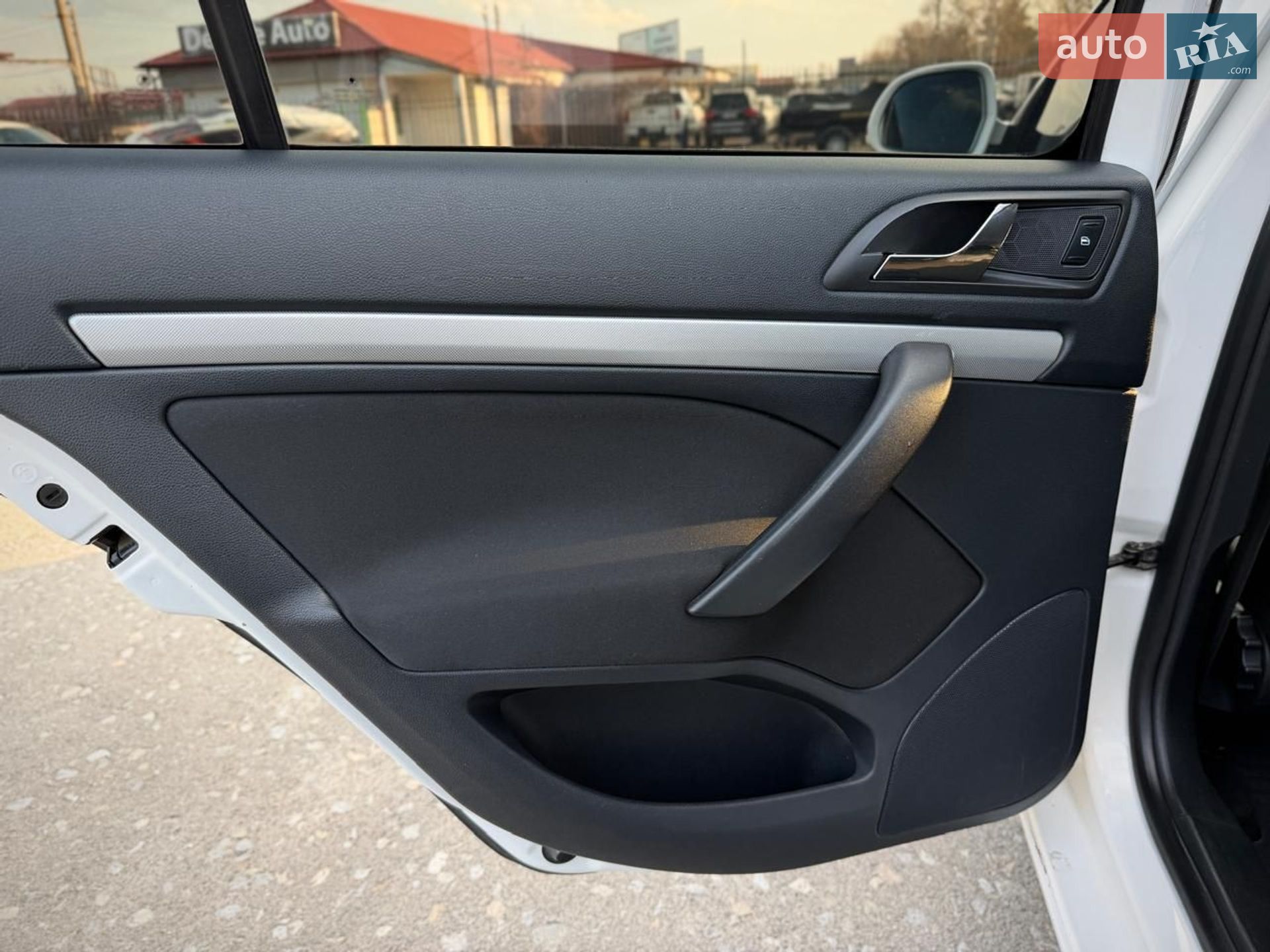 Skoda Octavia 2011 VIN TMBBA41Z2BB154937 фото оголошення 45 з 60